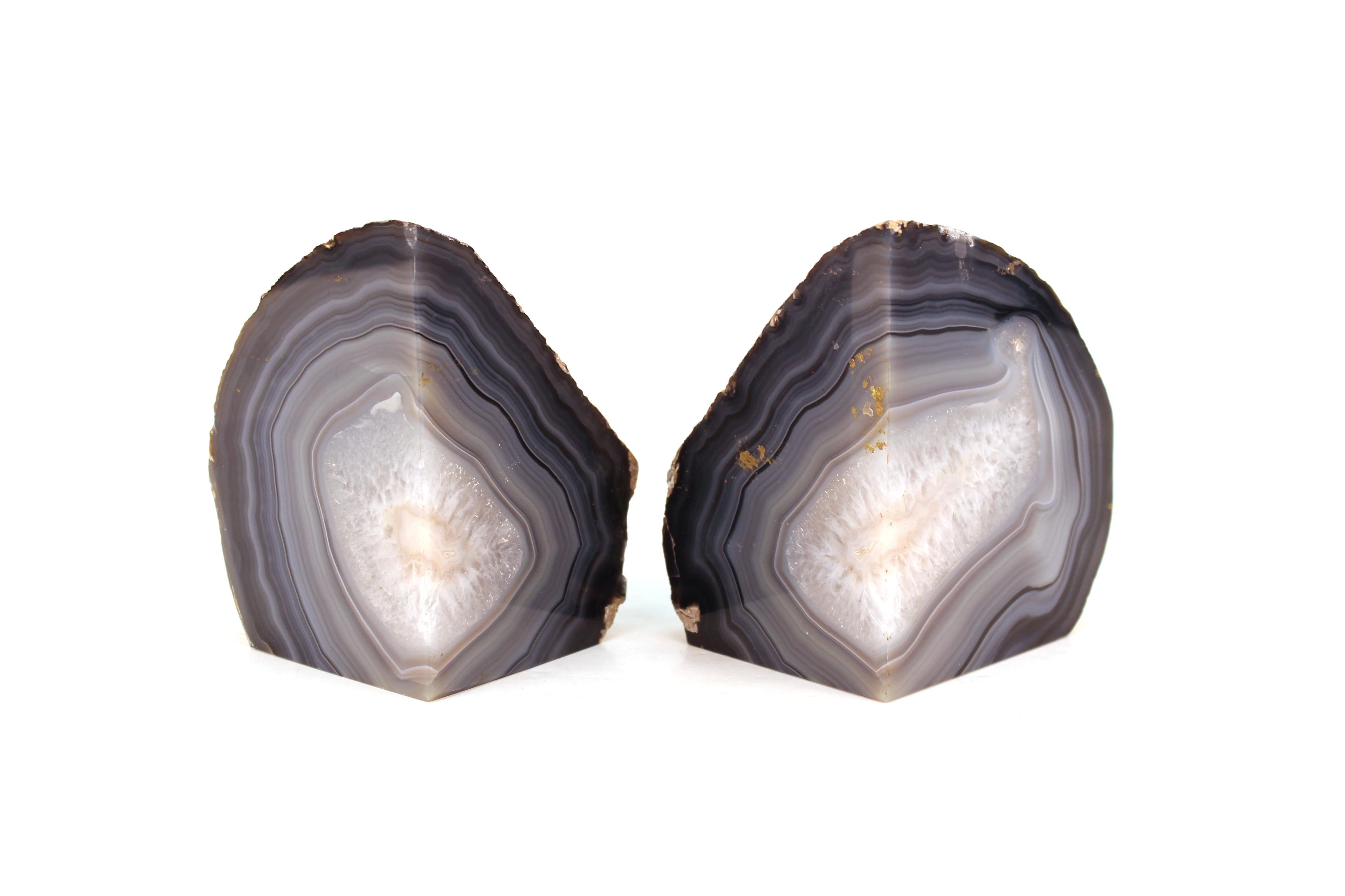 Pair of natural specimen geode bookends in natural blue agate. The pair is in great condition.