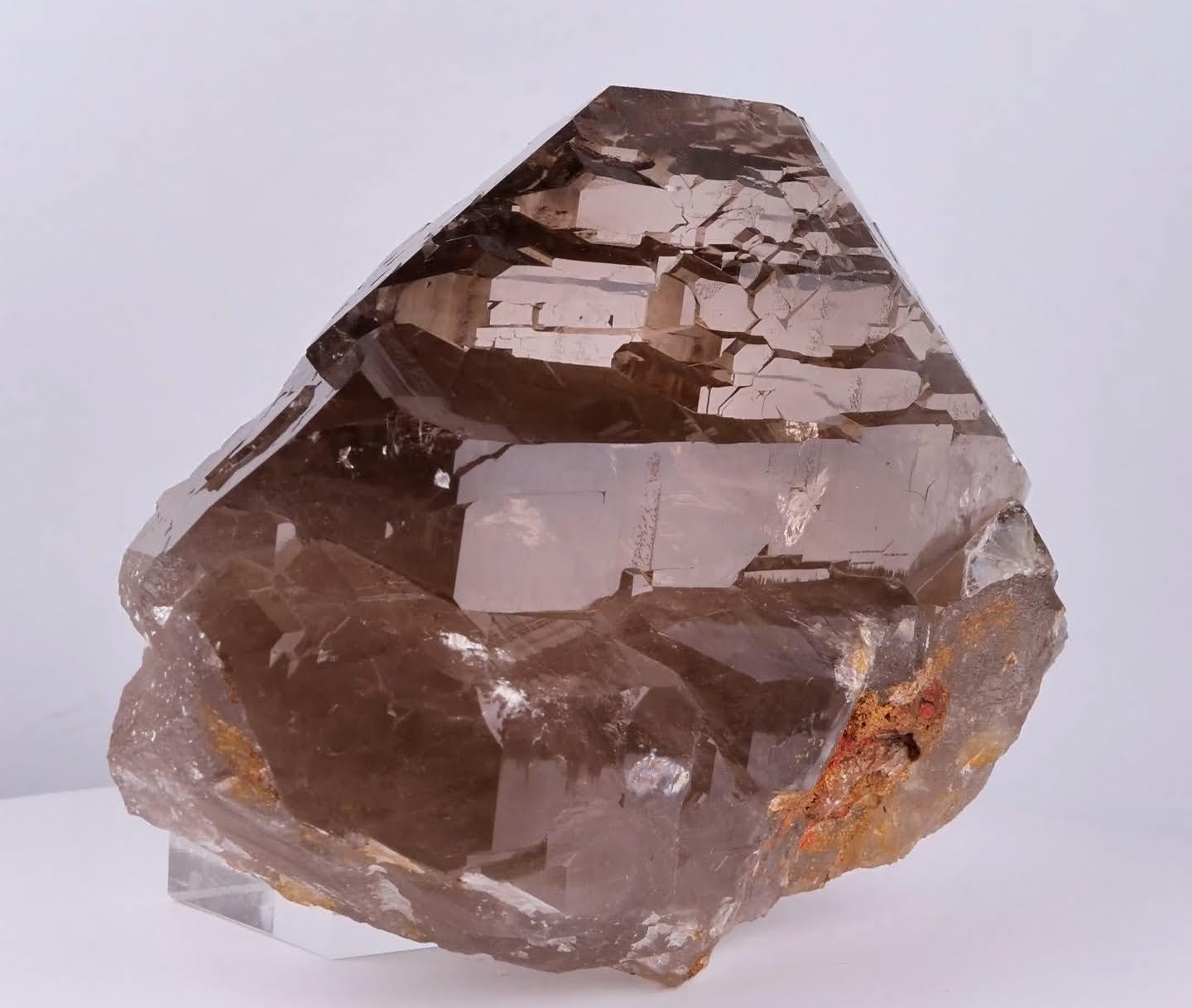 XXI secolo e contemporaneo Natural Specimen of Gwindel Quartz Crystal From Pakistan in vendita