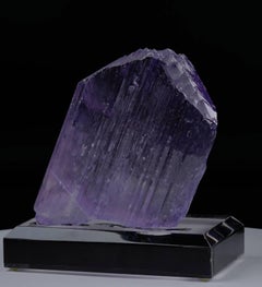 Espécimen natural de cristal de kunzita procedente de Afganistán