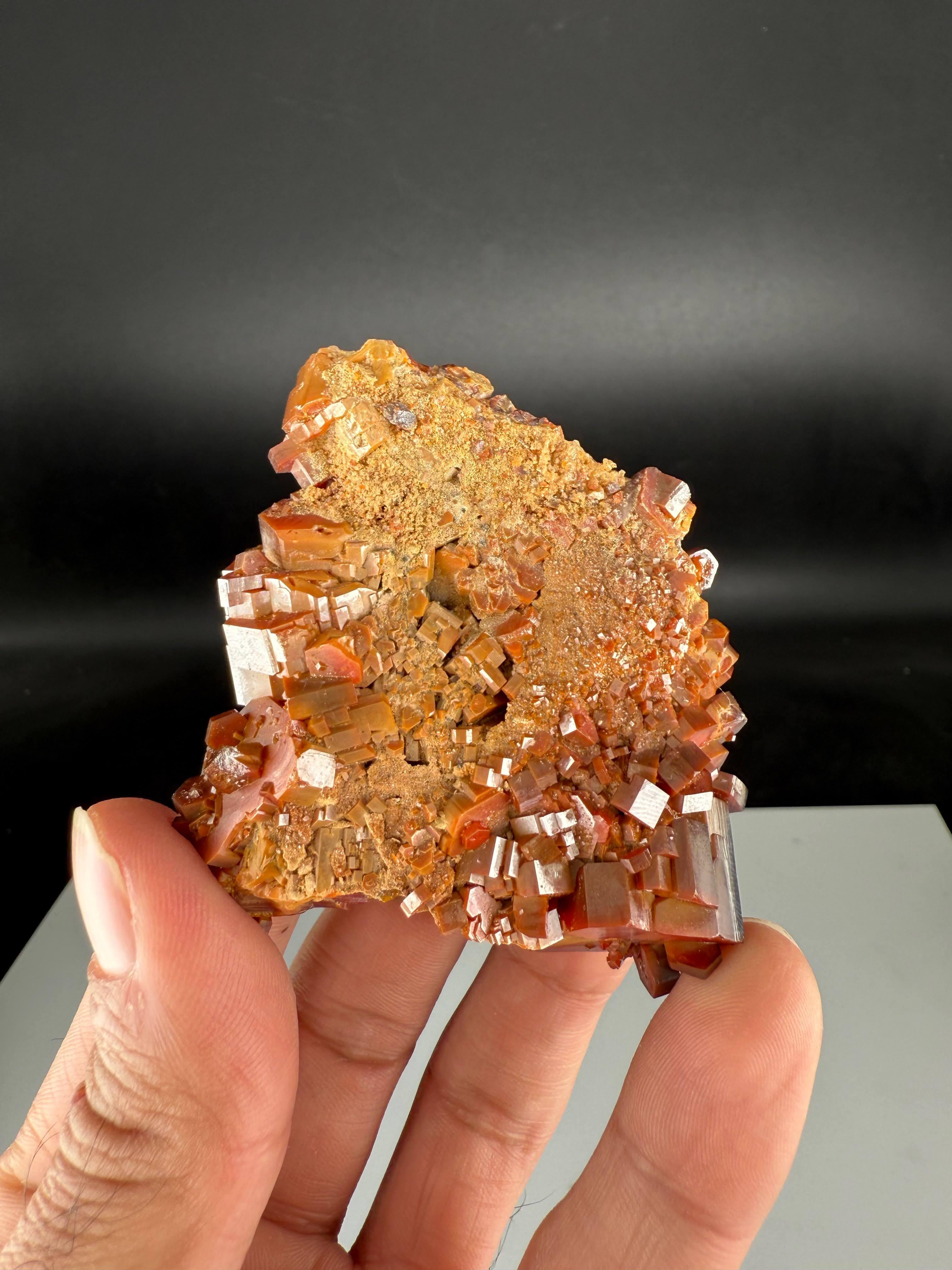 XXI secolo e contemporaneo Natural Specimen Of Rare Vanadinite Crystal Cluster From Morocco in vendita