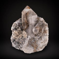 Spécimen naturel de cristaux de quartz rutile sur matrice provenant du Pakistan