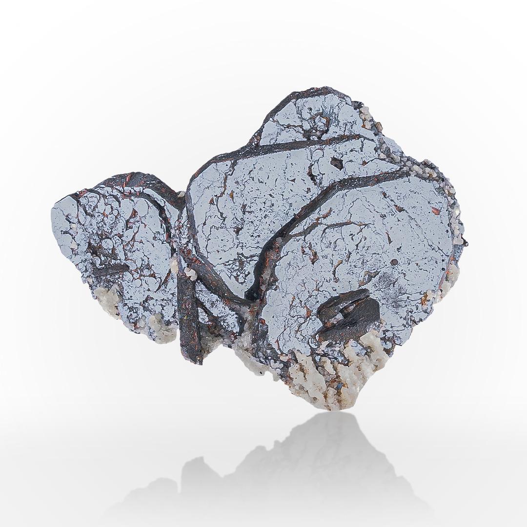 Pakistano Natural Specimen Of Silver Hematite With Sagenite From Pakistan in vendita