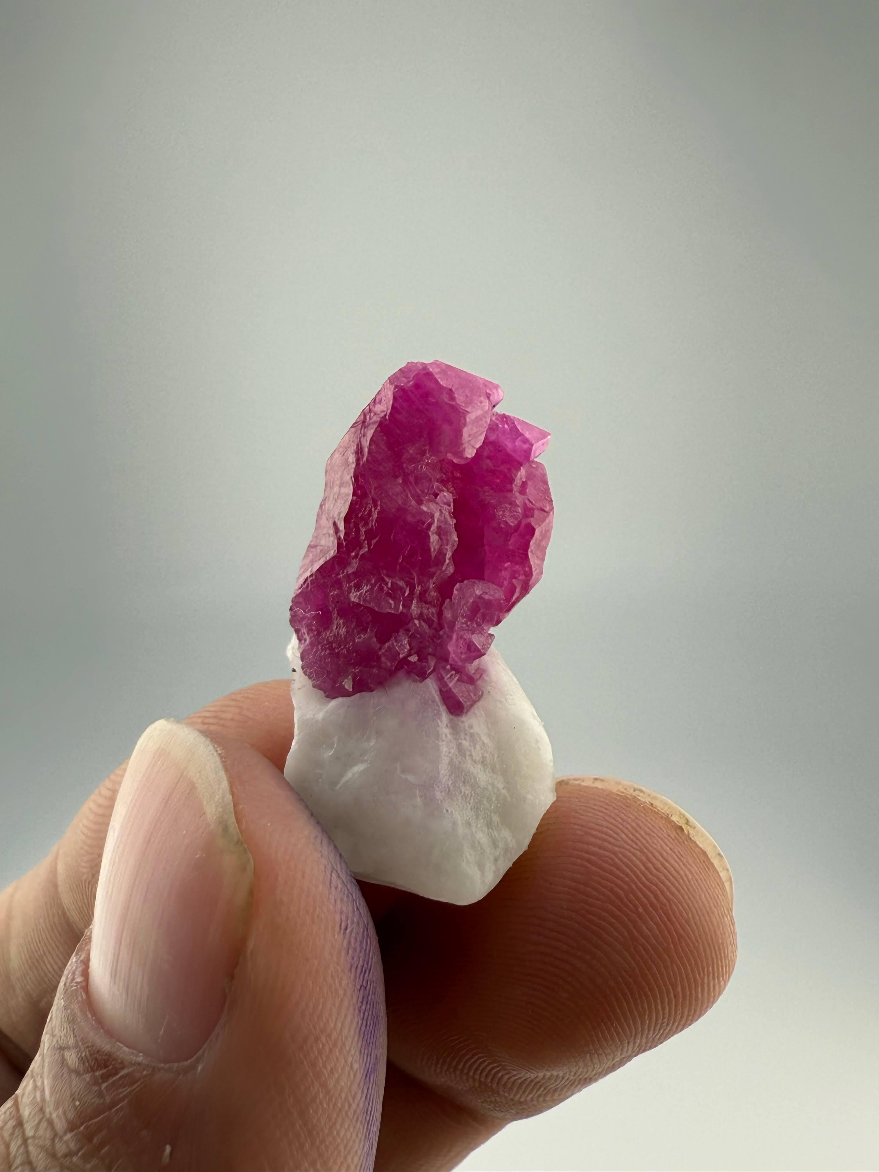 Art Deco Natural Specimen Of Single Ruby Crystal On Marble From Pakistan For Sale