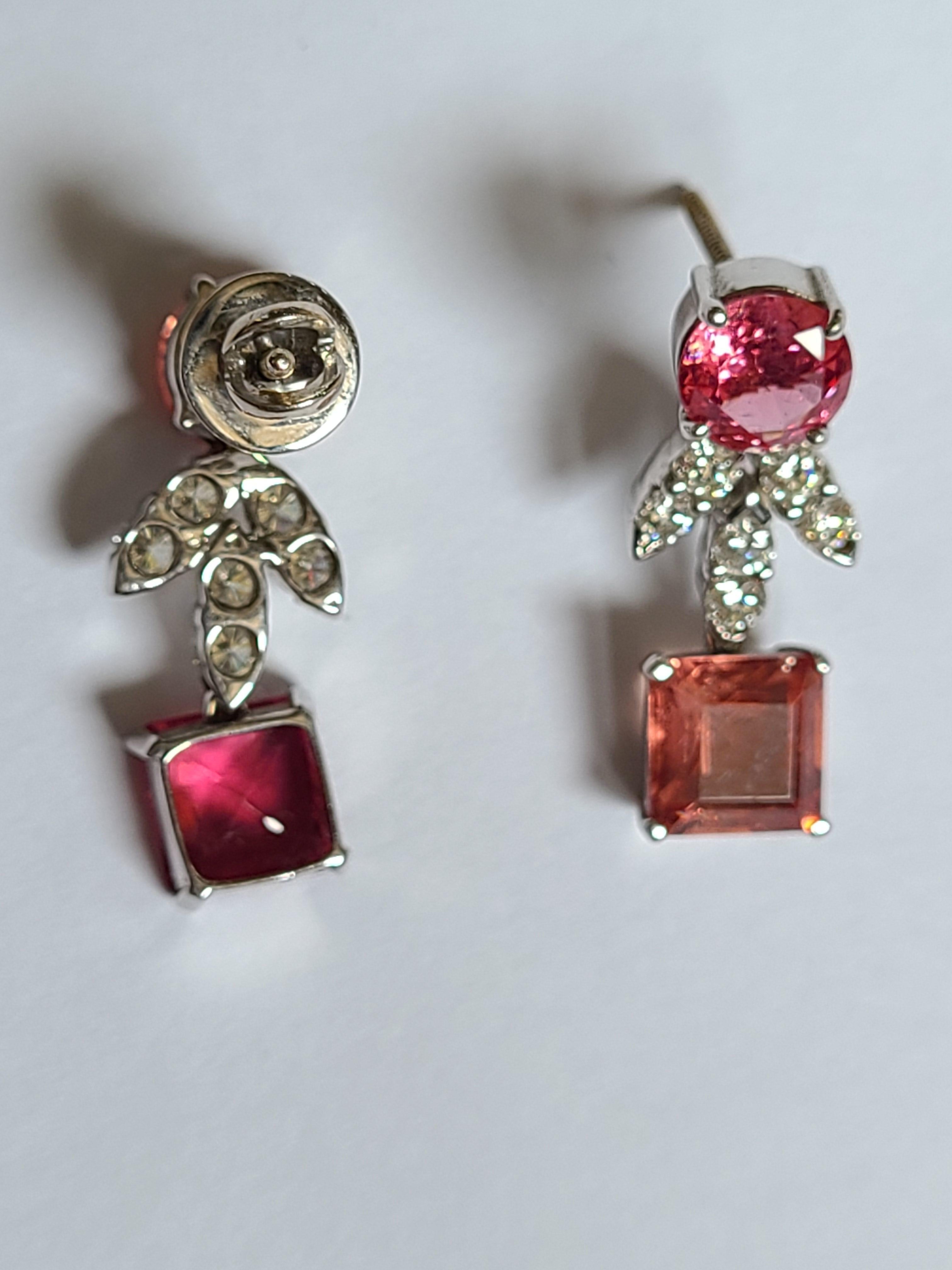 Natürliche Spinell-Ohrringe aus 18 Karat Gold mit Diamanten (Carréeschliff) im Angebot