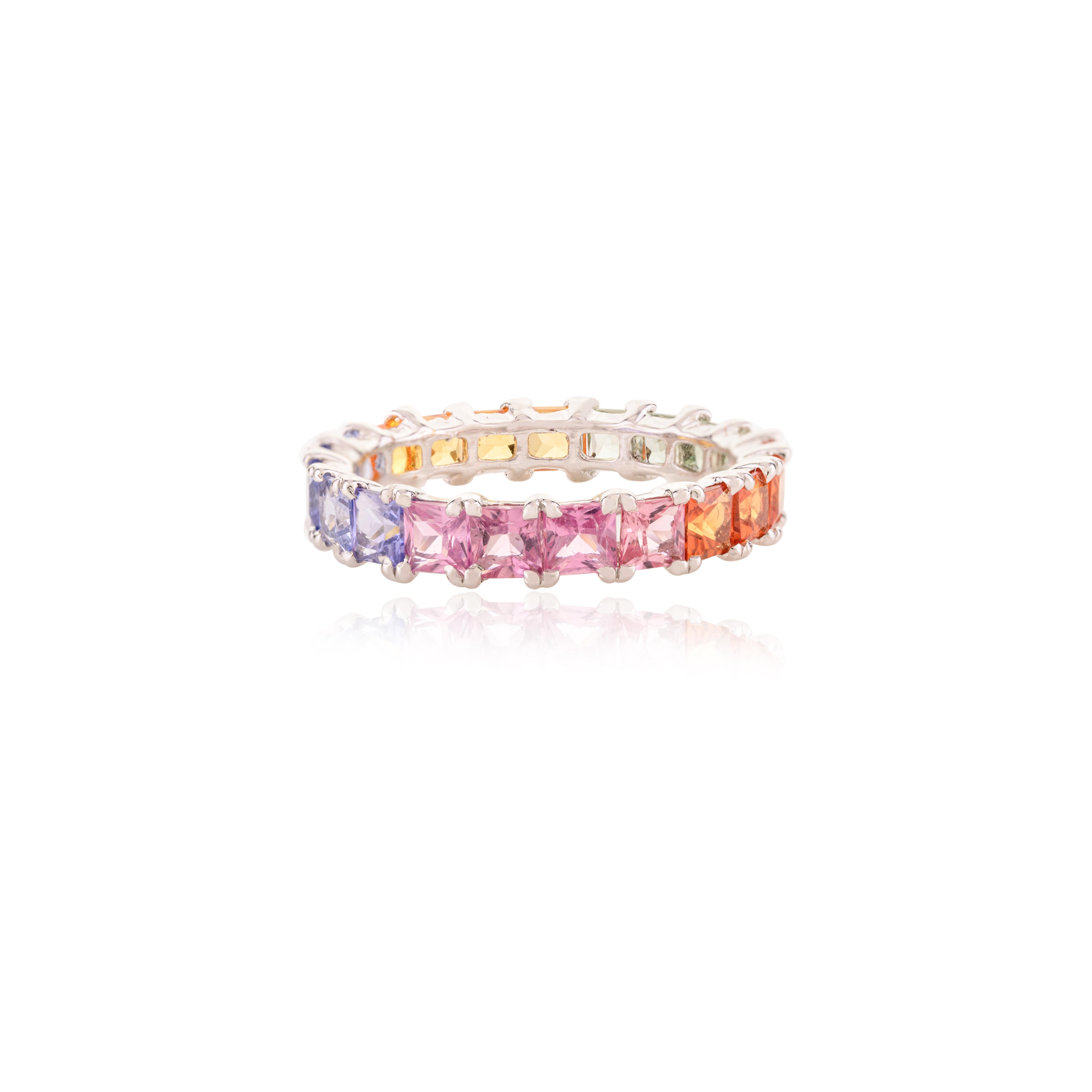 En vente :  Bague de fiançailles d'éternité empilable carrée en or blanc massif 14 carats avec plusieurs saphirs 6