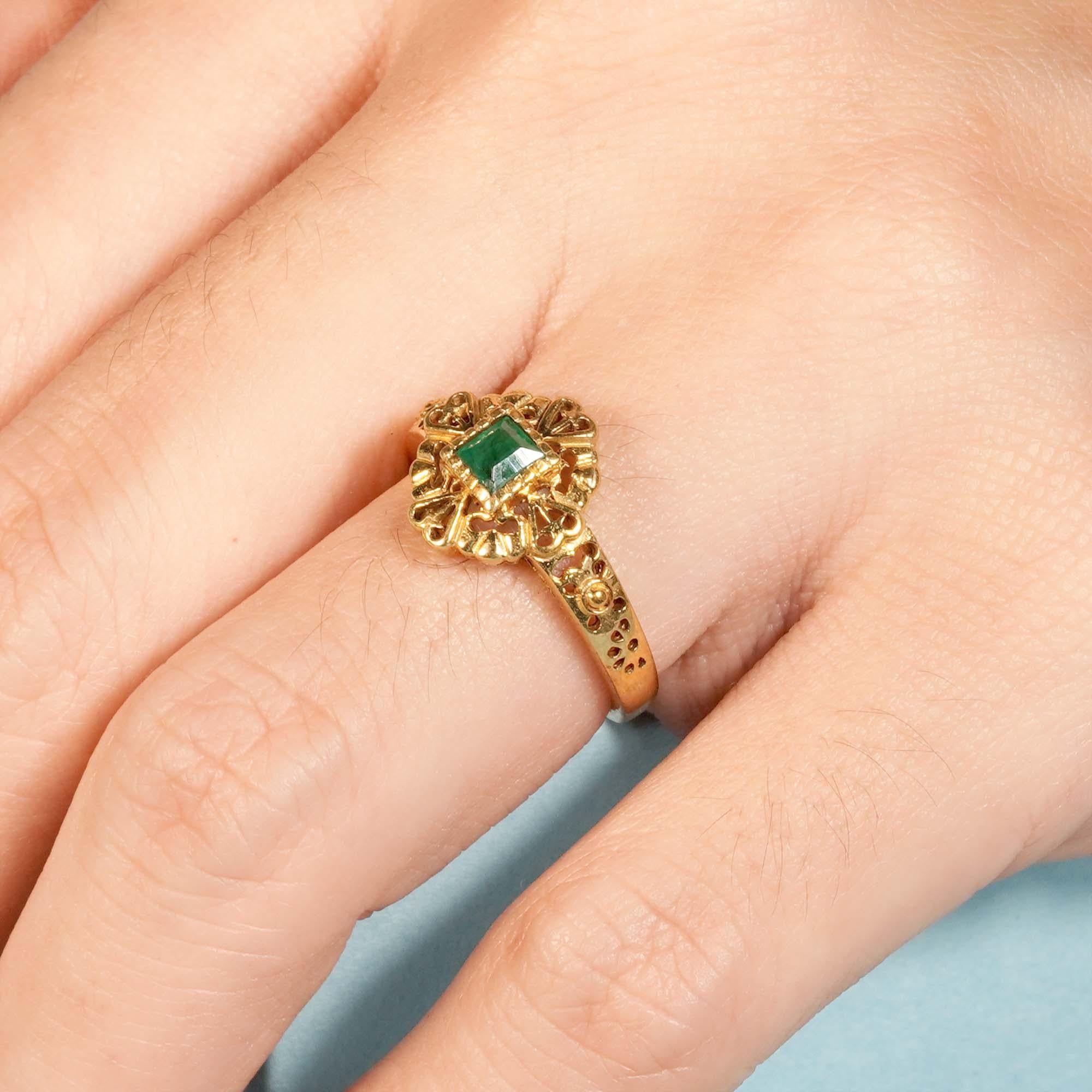 For Sale:  Natural Square Emerald Vintage Style Solitaire Heart Filigree Ring in 9K Gold 11