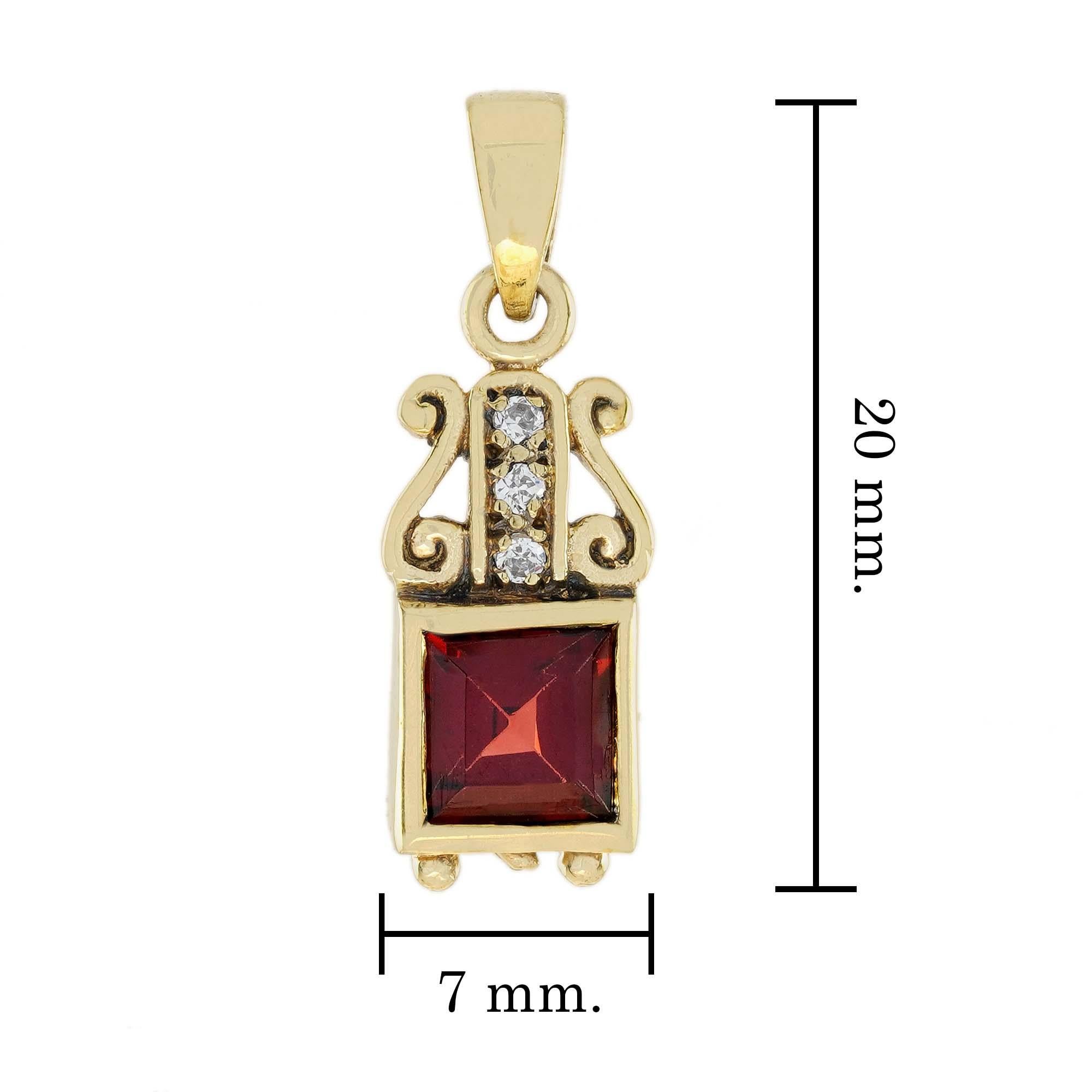 Natural Square Garnet and Diamond Vintage Style Pendant in Solid 9K Yellow Gold In New Condition For Sale In Bangkok, TH