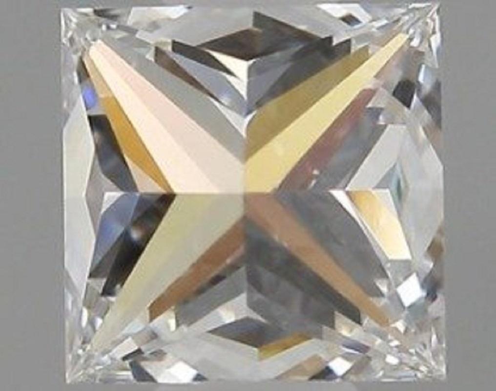 Taille carrée Diamant carr modifi brillant naturel de 0,50 carat, certifi G IF, GIA en vente