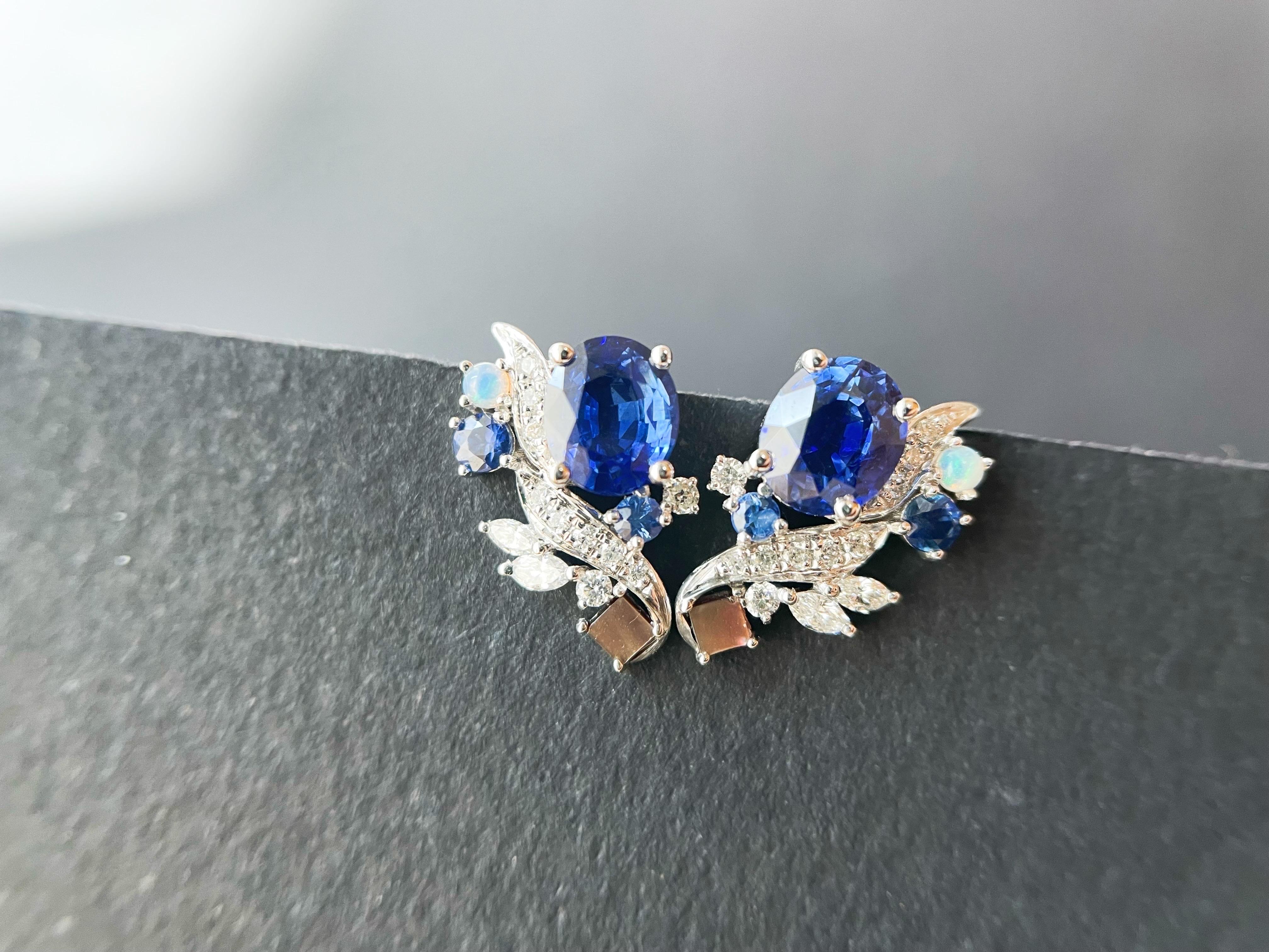 Natural Sri Lanka Royal Blue Sapphire Earrings in 18k White Gold, Opal, Pearl In New Condition For Sale In Kowloon, HK