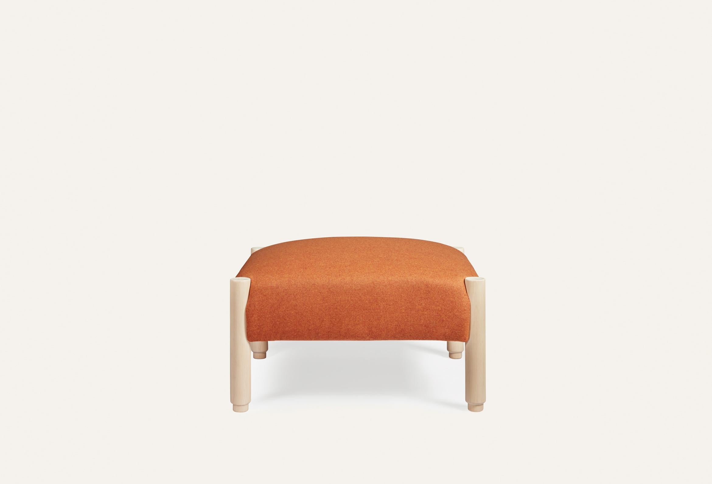 Natural Stand By Me pouf by Storängen Design
Dimensions: D 74 x W 74 x H 42 cm
Materials: birch wood, fabric.
Available in other colors and fabrics.
Available to convine with Stand By Me modules: corner section, middle section and pouf.

A