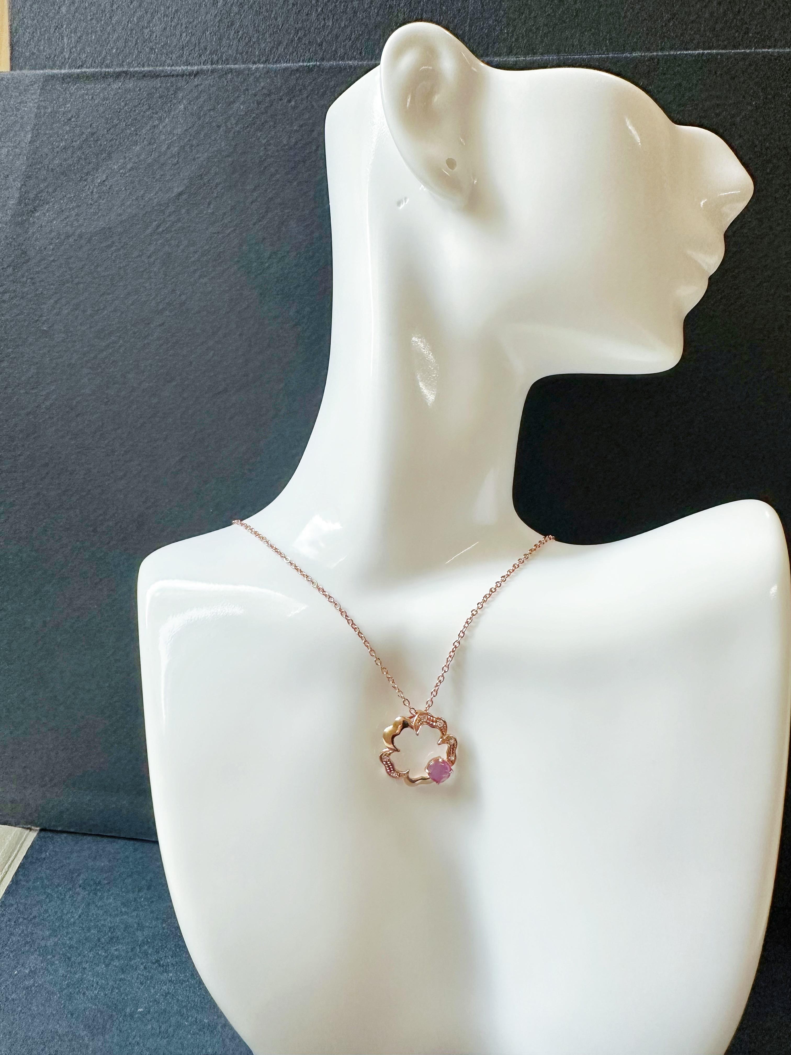 Pendentif en or rose 18 carats avec diamant, rubis birman, rubis étoilé naturel en vente 5