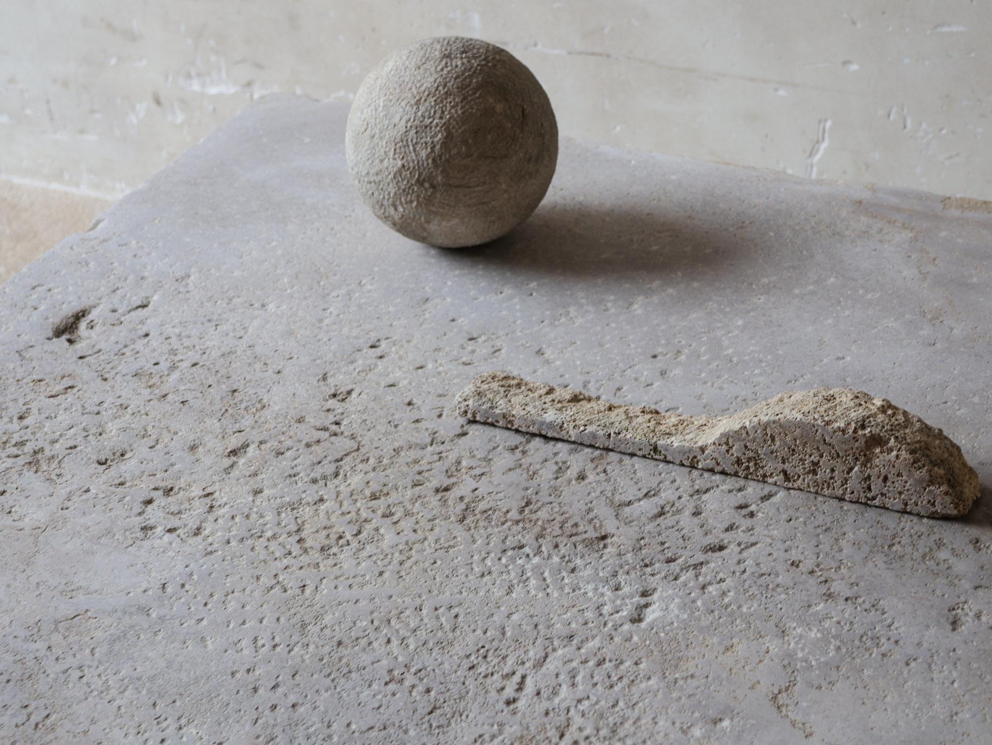 Natural Stone Coffee Table made from 17th-Century Bourgogne Threshold Stone For Sale 7
