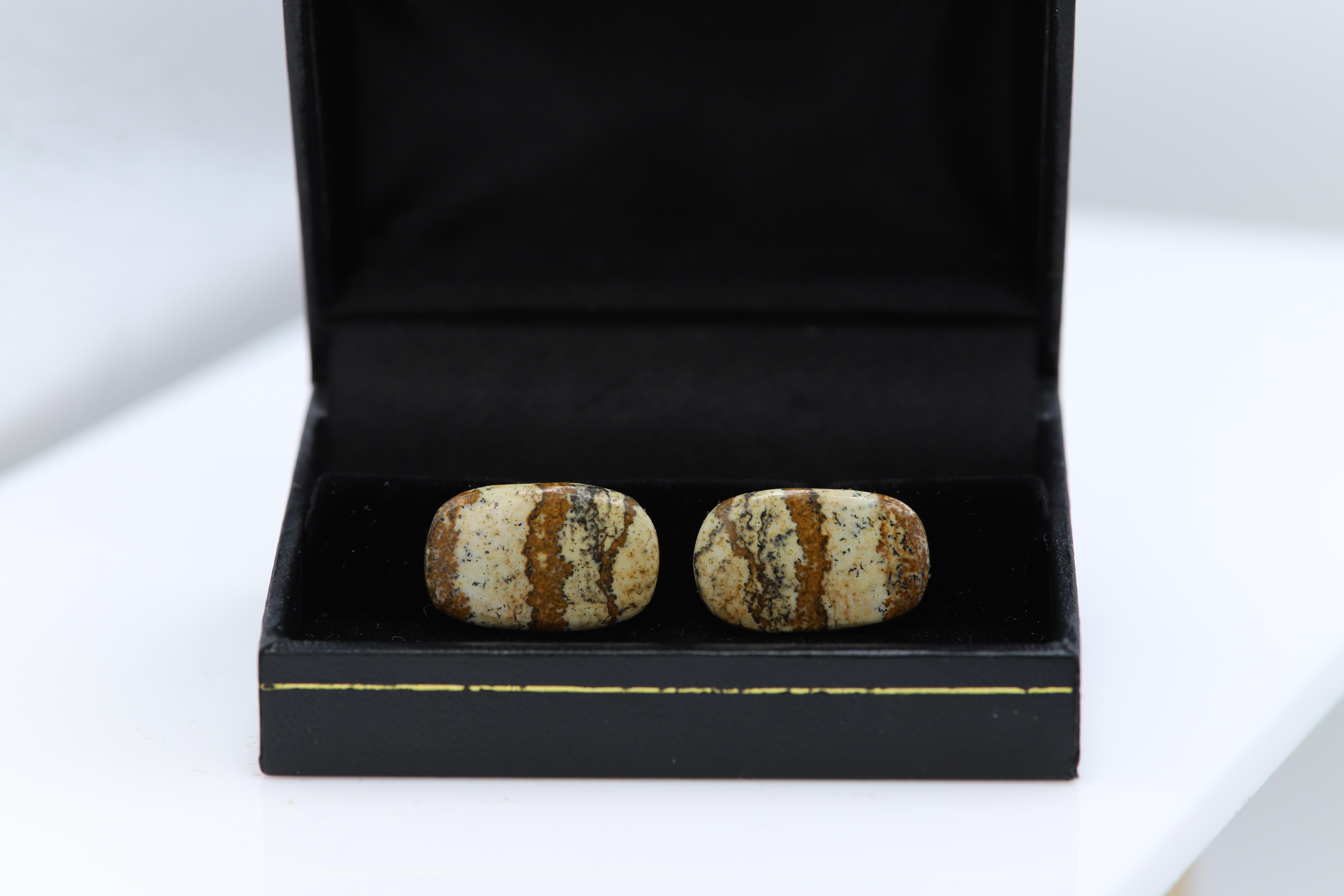 Gemelli da uomo in pietra naturale Gemelli da uomo di forma ovale Pietre naturali Gioielli da uomo in vendita 3