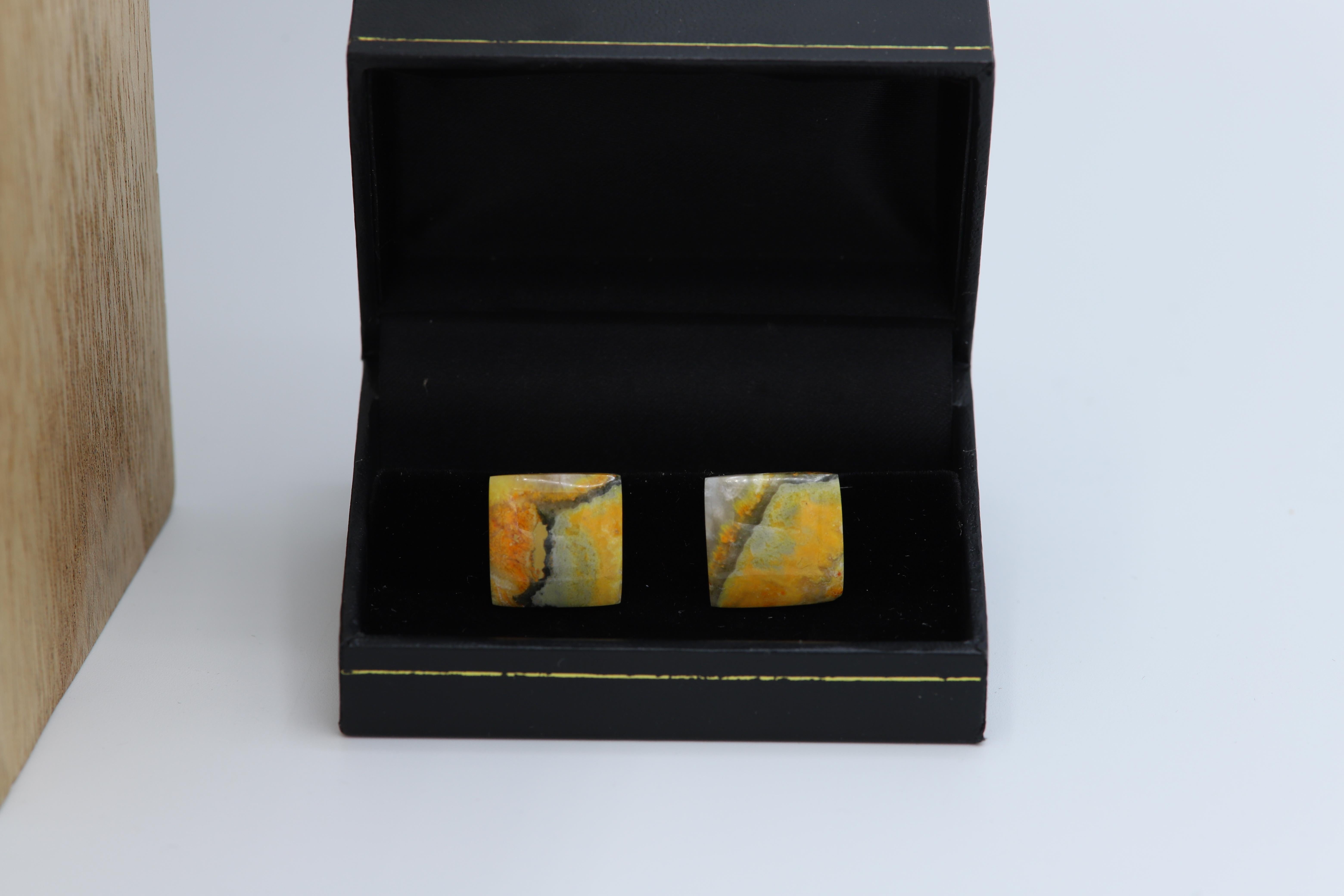 Natural Stone Cufflink Men's Cufflinks Square Shape Natural Stone Men's Jewelry In New Condition For Sale In Brooklyn, NY