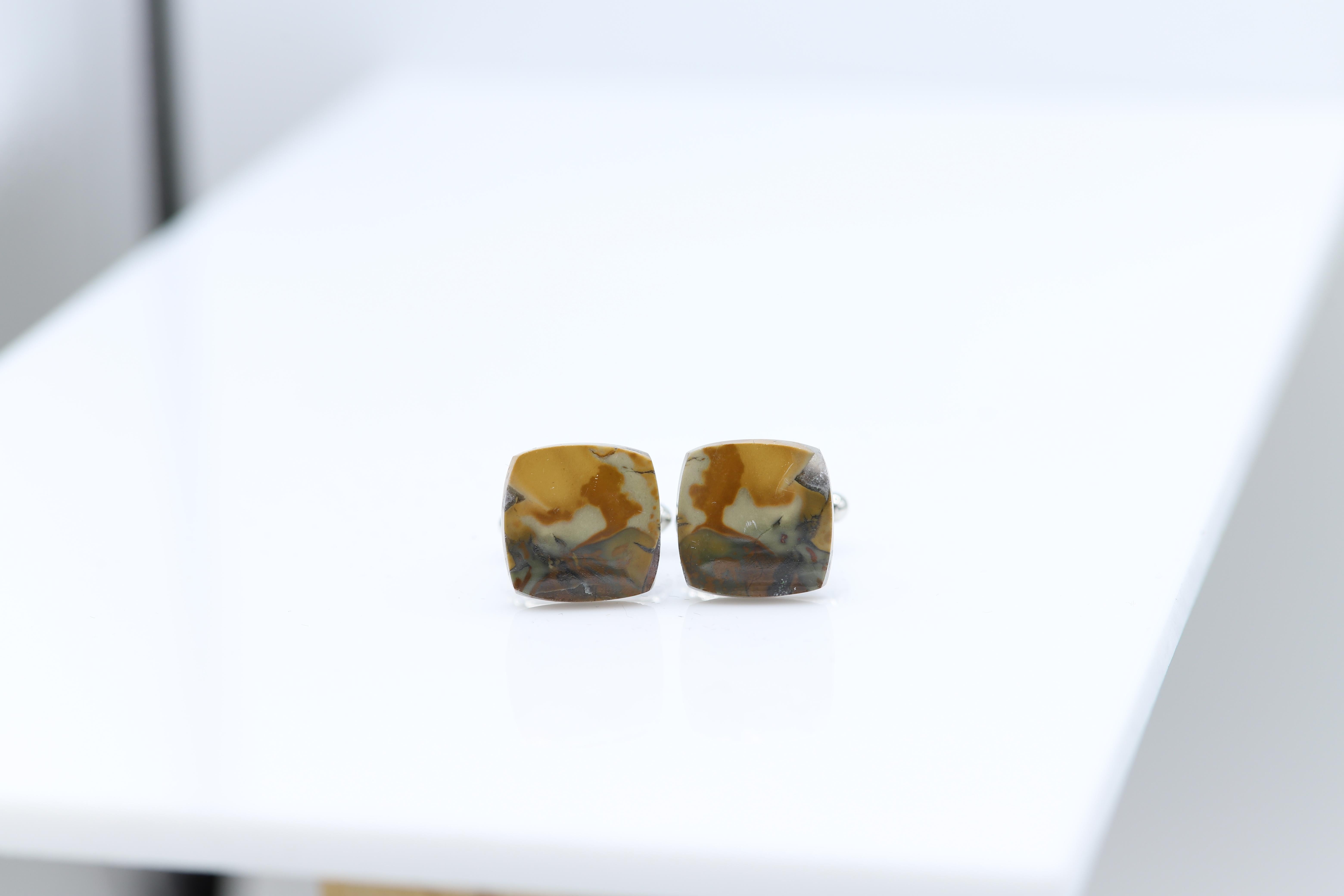 Natural Stone Cufflink Men's Cufflinks Square Shape Natural Stone Men's Jewelry In New Condition For Sale In Brooklyn, NY