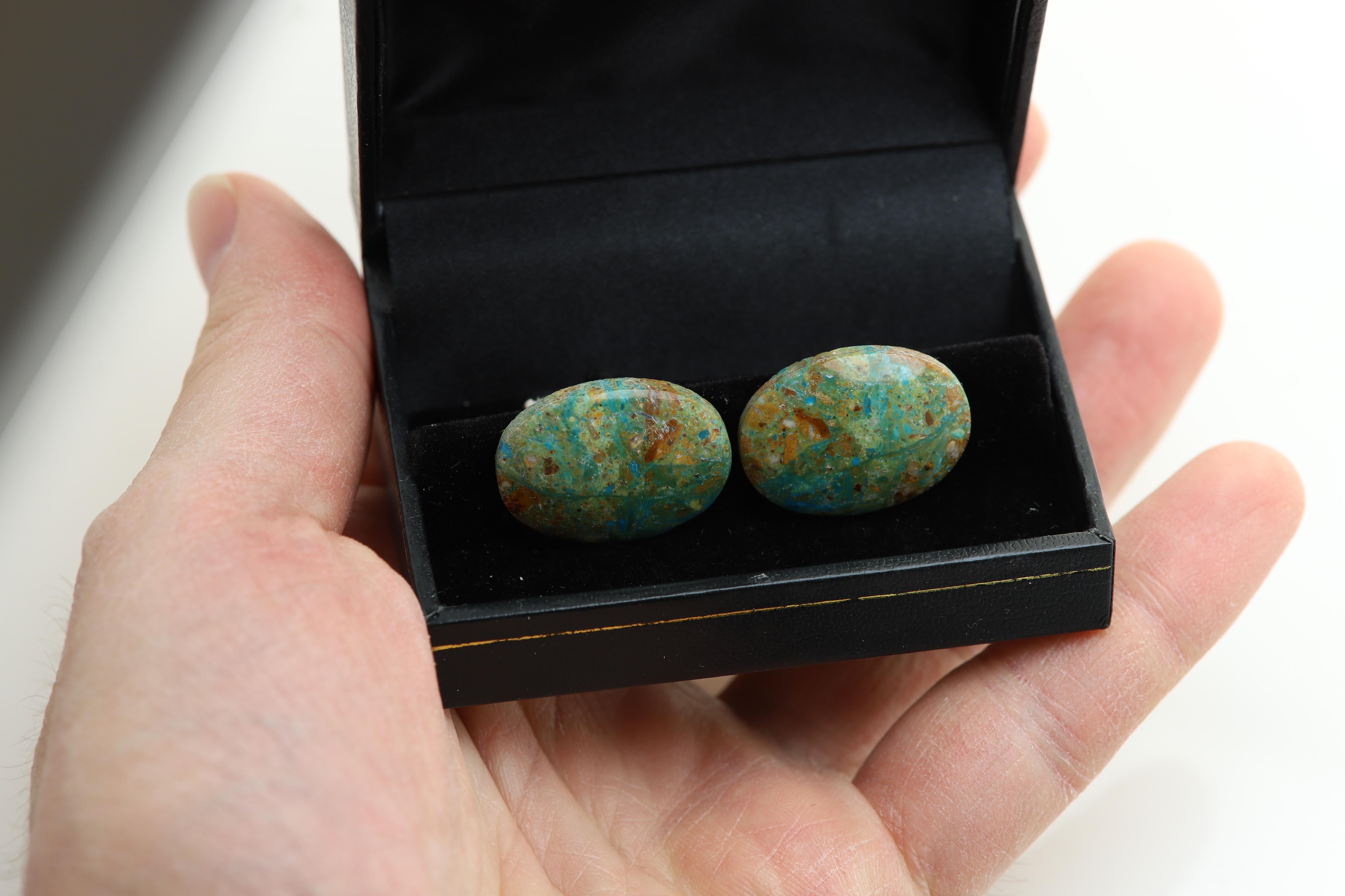 Natural Stone Men's Cufflinks Oval Shape Natural Stones Men's Jewelry In New Condition For Sale In Brooklyn, NY