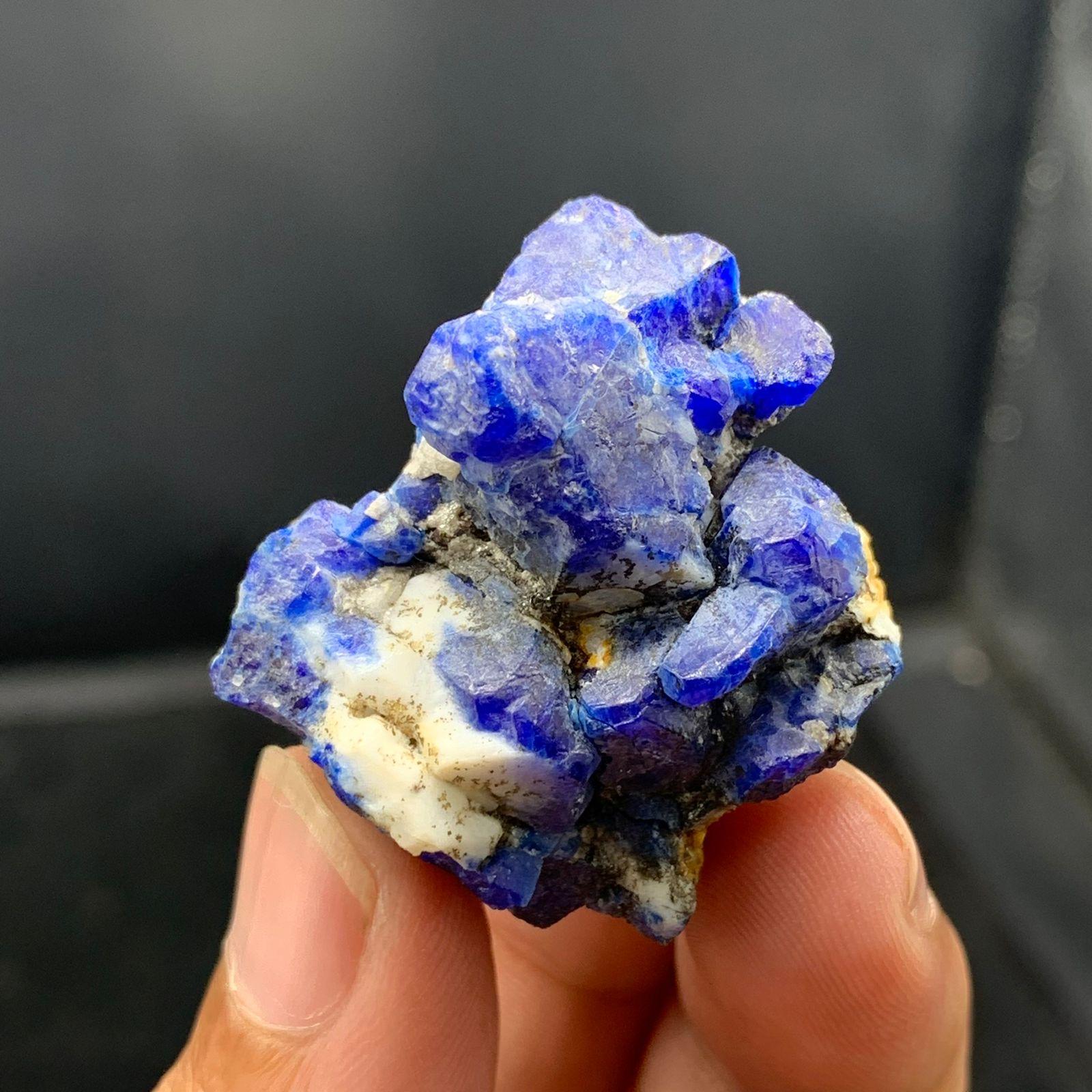XXI secolo e contemporaneo Nature Splendido esemplare di azzurrite blu proveniente dall'Afghanistan in vendita