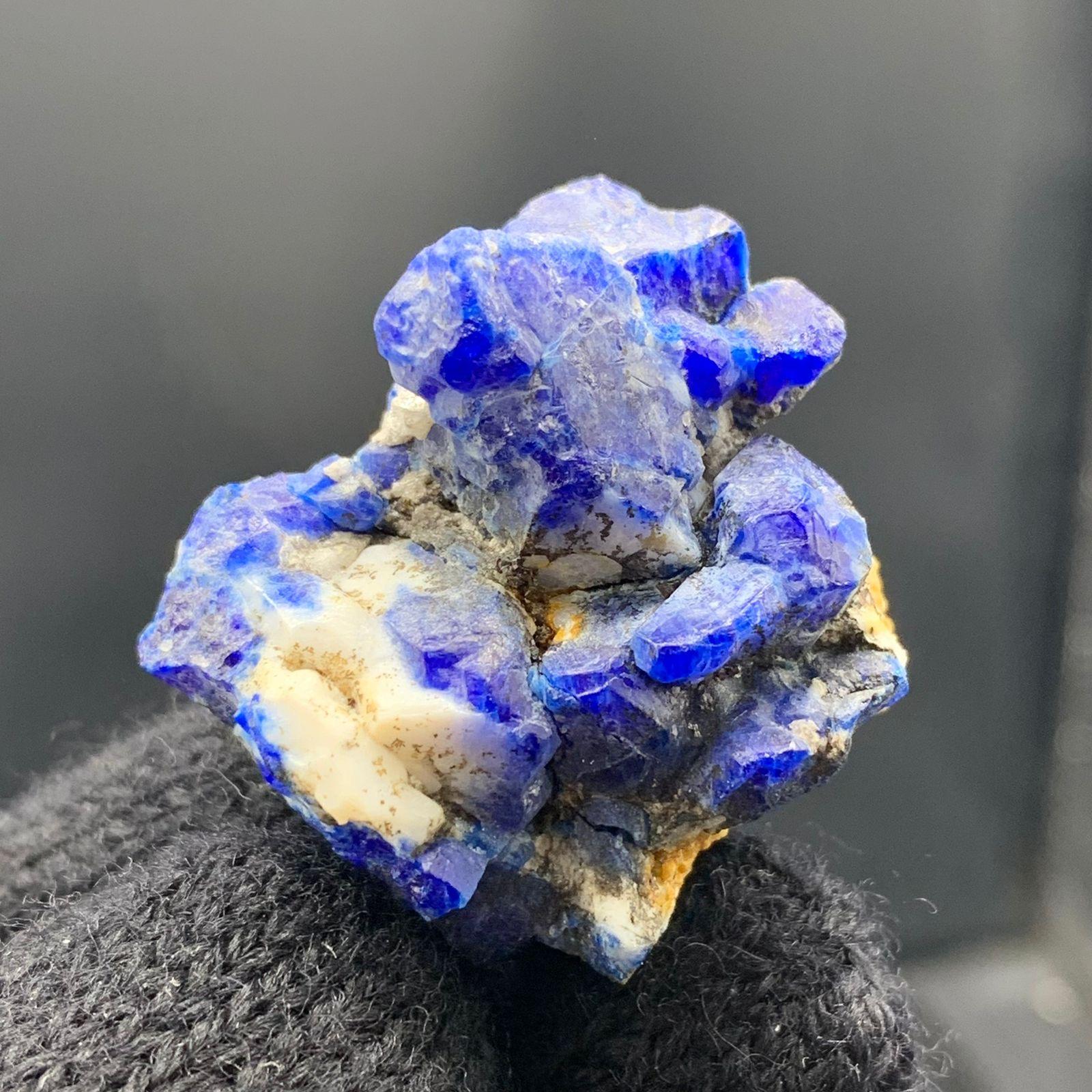 Cristallo di rocca Nature Splendido esemplare di azzurrite blu proveniente dall'Afghanistan in vendita