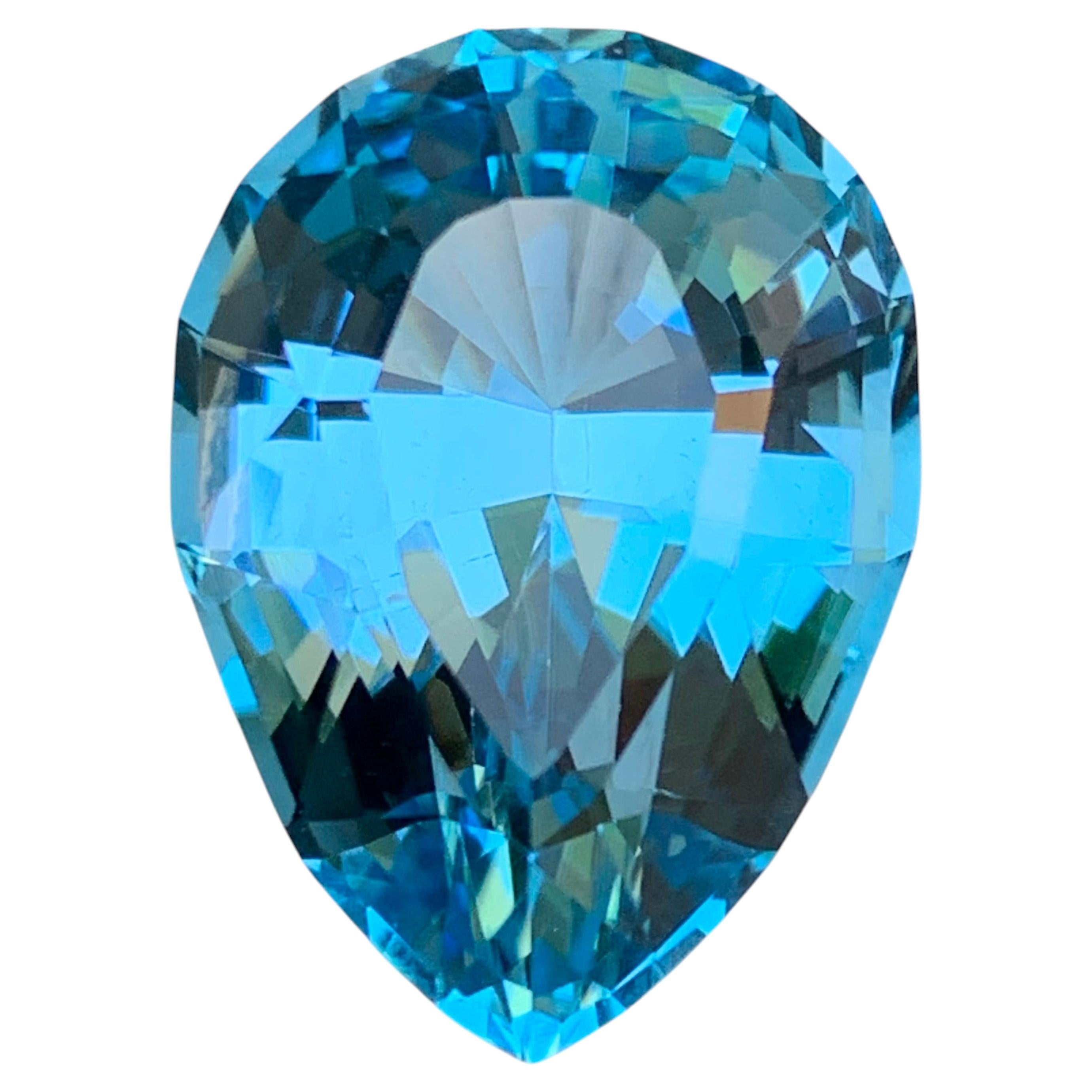 Natural Swiss Blue Topaz 28.76 Carat Pear Cut Loose Gemstone for Pendant en venta