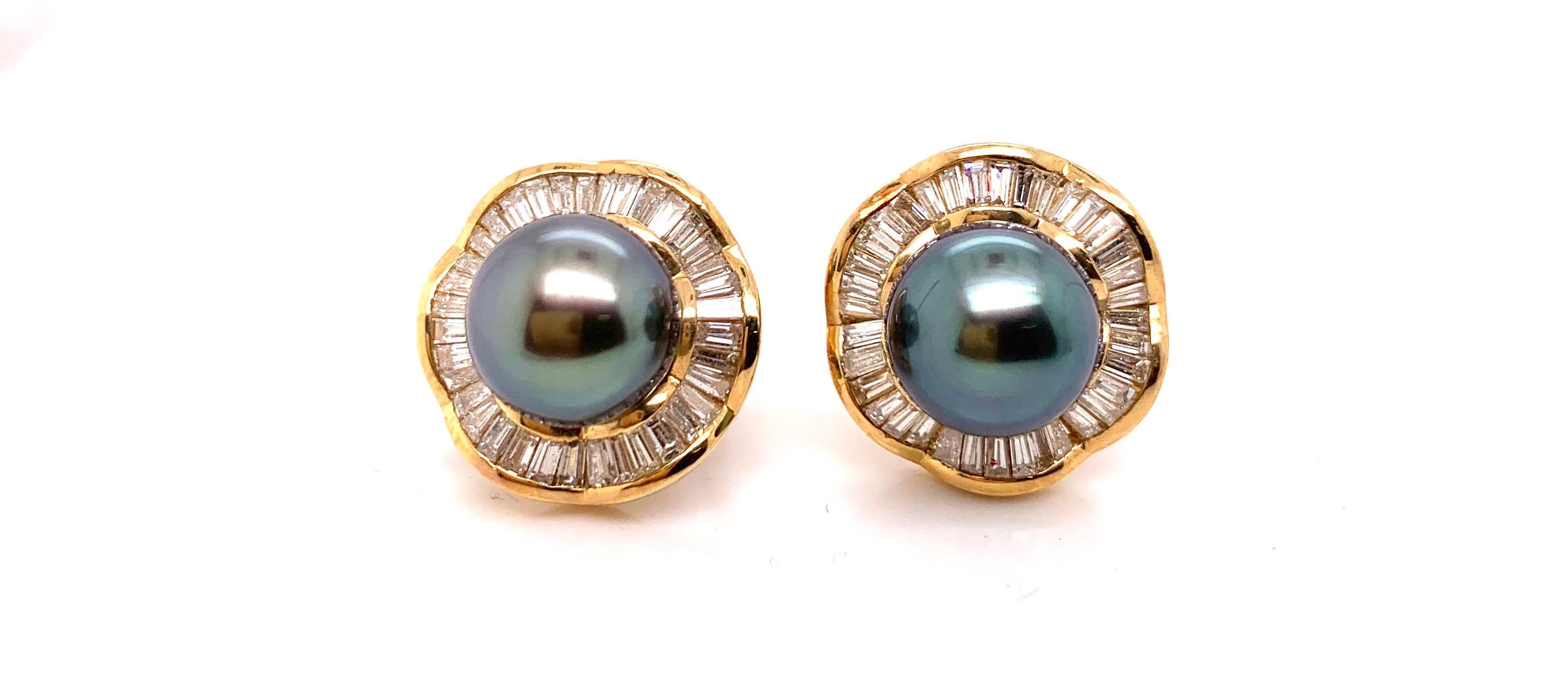 One of a Kind Natural Tahitian Pearl and Baguette Diamond Earrings 

Stones: Natural Tahitian Pearls
Dimensions: 10 x 10.5 MM 
Stones: Baguette Diamond
Stone Clarity: VS/SI Clarity
Stones: 90 Diamonds 
Stone Carat Weight: 1.50 Carat 
Material: 14K