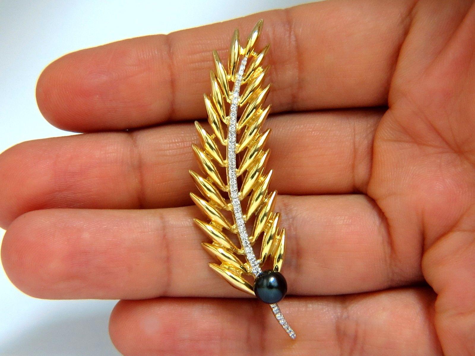 Round Cut Natural Tahitian Peacock Pearl Diamonds 3D Brooch Leaf Foliage Vintage For Sale