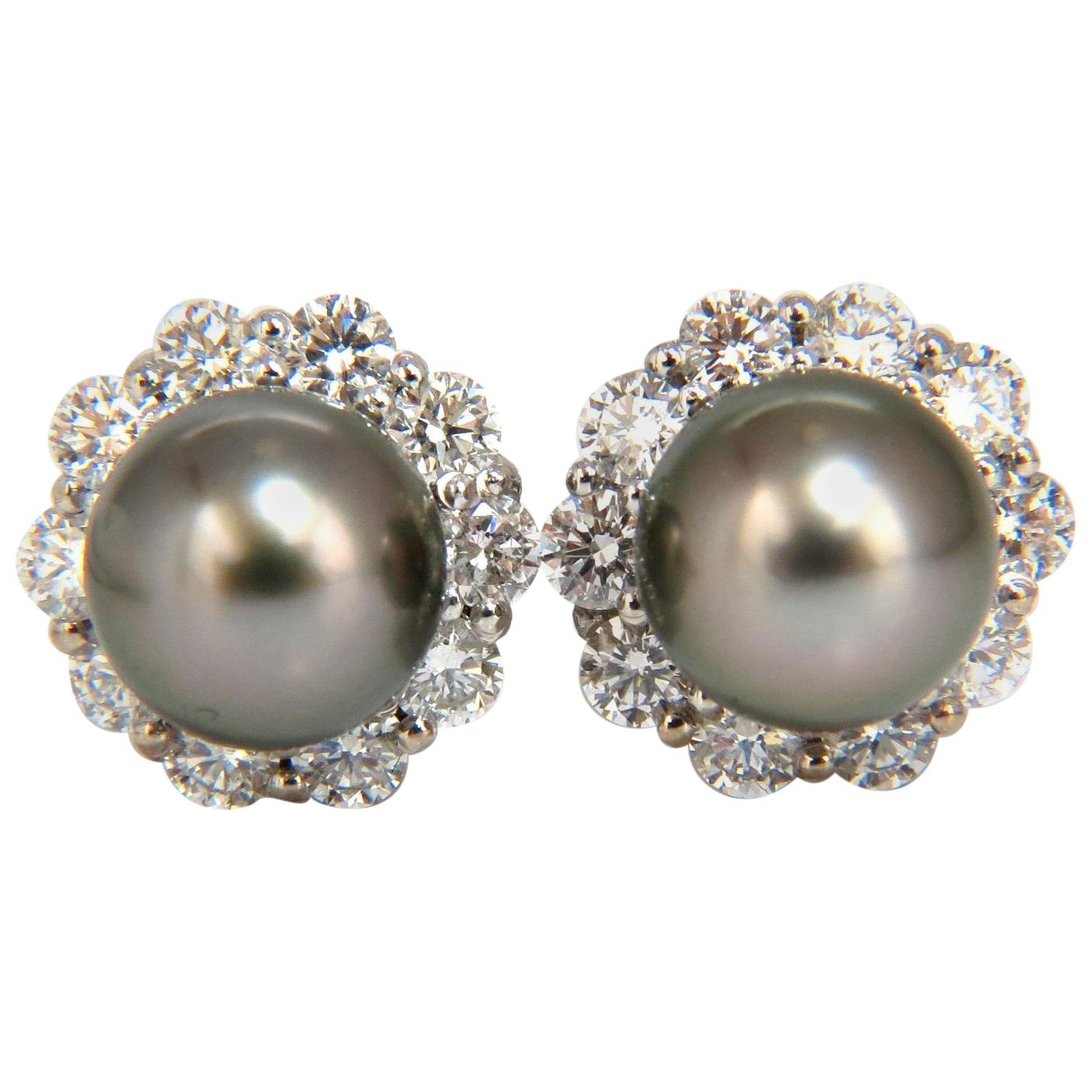 Natural Tahitian Pearls 1.80 Carat Diamonds Cluster Earrings 14 Karat g/vs