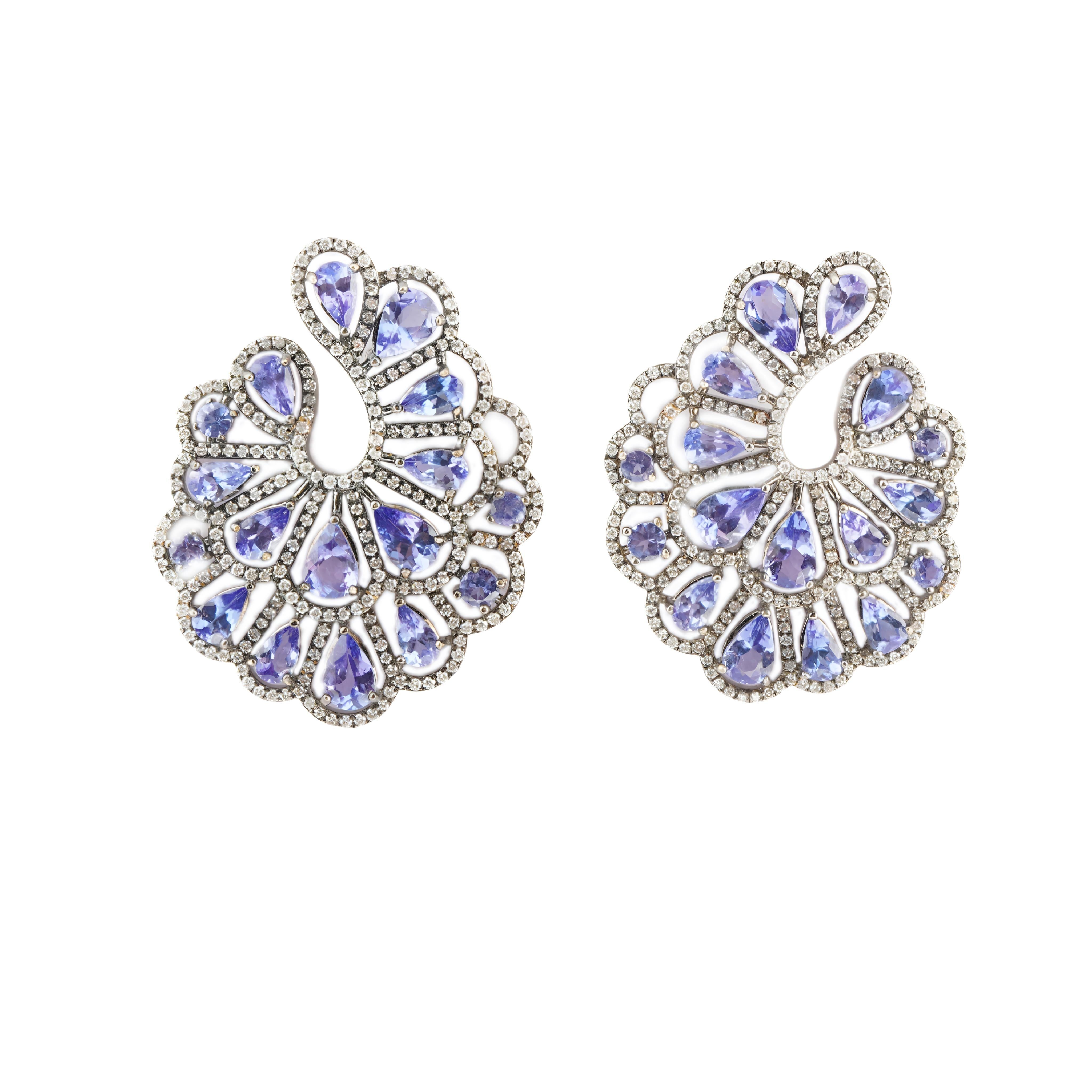 Peso G = 16,040 gm 

Peso N = 14,122 gm 

PESO DEL DIAMANTE = 1,57 cts

PESO DE TANZANAÍTA = 8,02 cts 

SIGUENOS EN INSTA (divinejewellerylounge)

CÓDIGO = PS