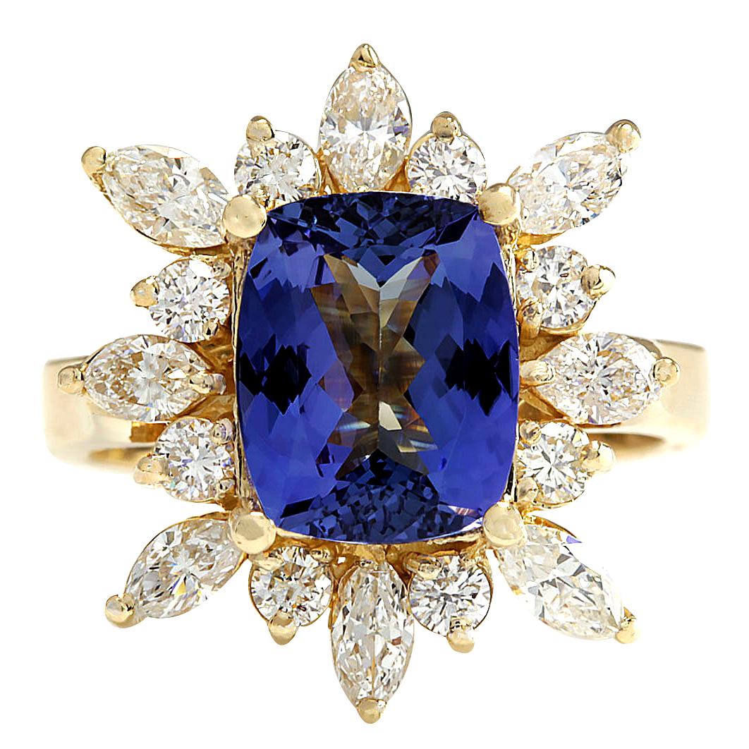 Natural Tanzanite 14 Karat Yellow Gold Diamond Ring In New Condition For Sale In Los Angeles, CA