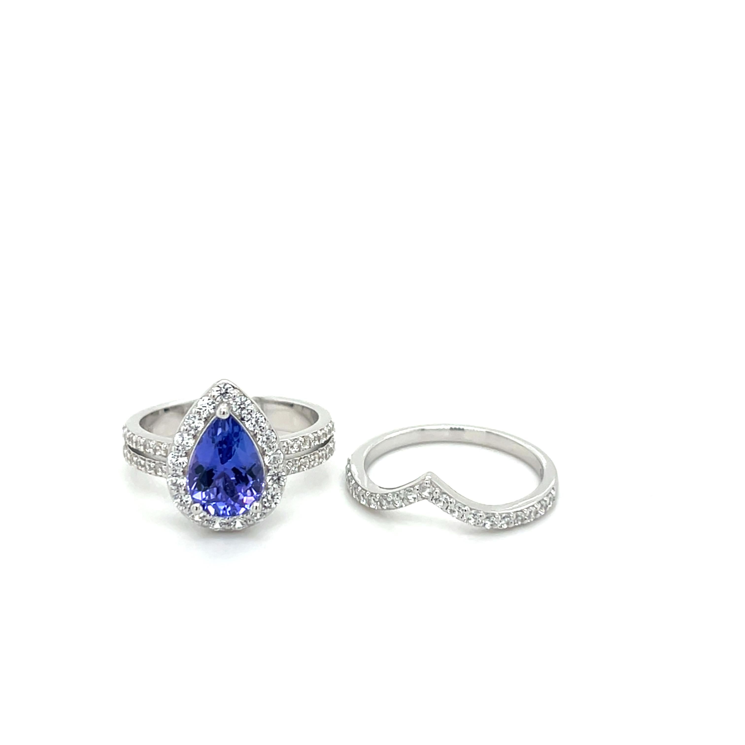 Anillo de tanzanita púrpura vintage - Anillo de compromiso de plata de ley con forma de lágrima para mujer - Anillo de compromiso - Regalo de aniversario con piedra de nacimiento de diciembre

♥ Bienvenido a Blue Star Gems Nuestras Joyas Alegres y