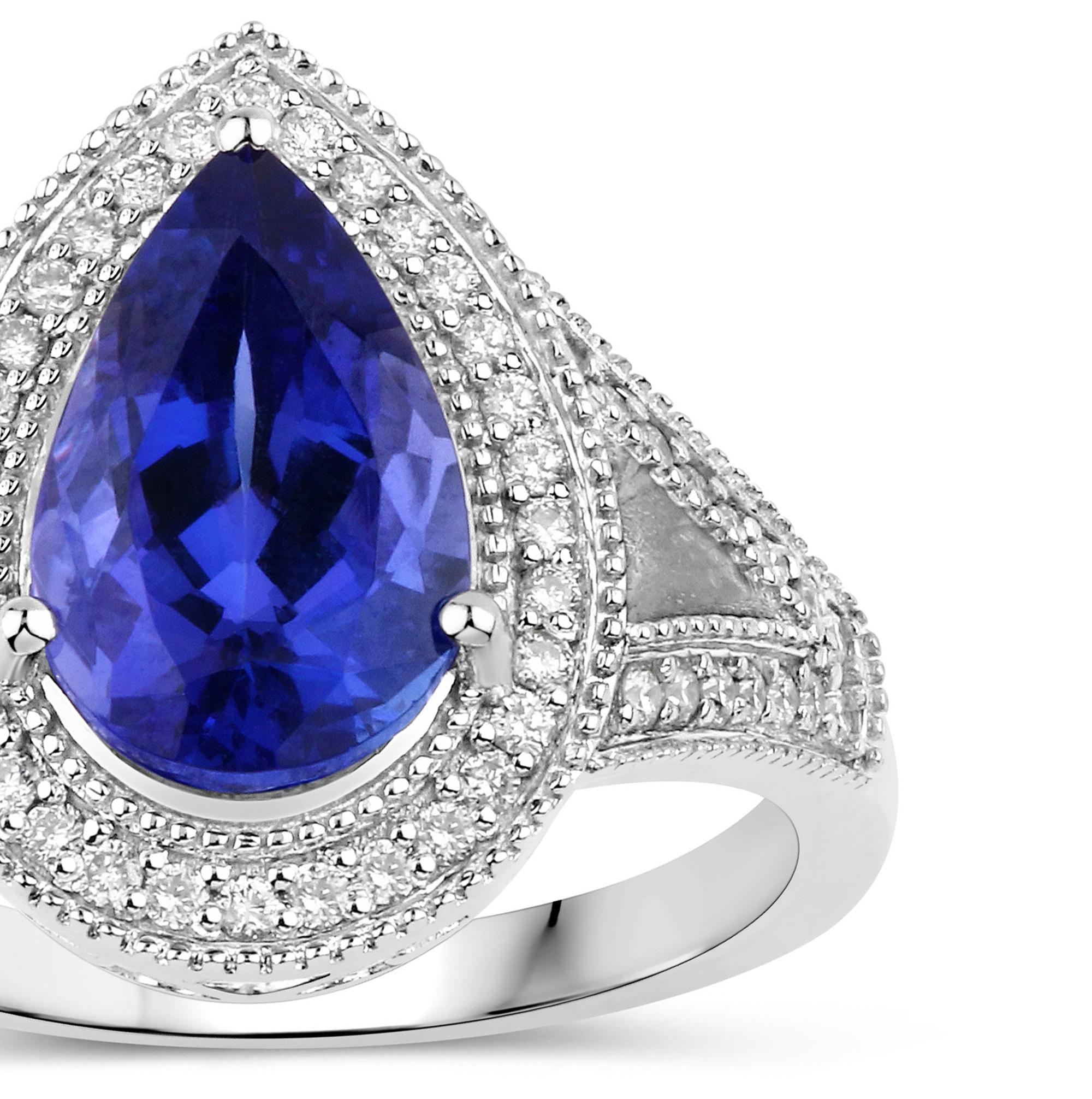 Contemporary Natural Tanzanite and Diamond Cocktail Ring 2.60 Carats 14K White Gold For Sale