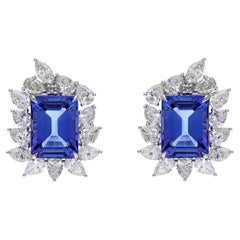 Natural tanzanite and  diamond earring in 18k gold