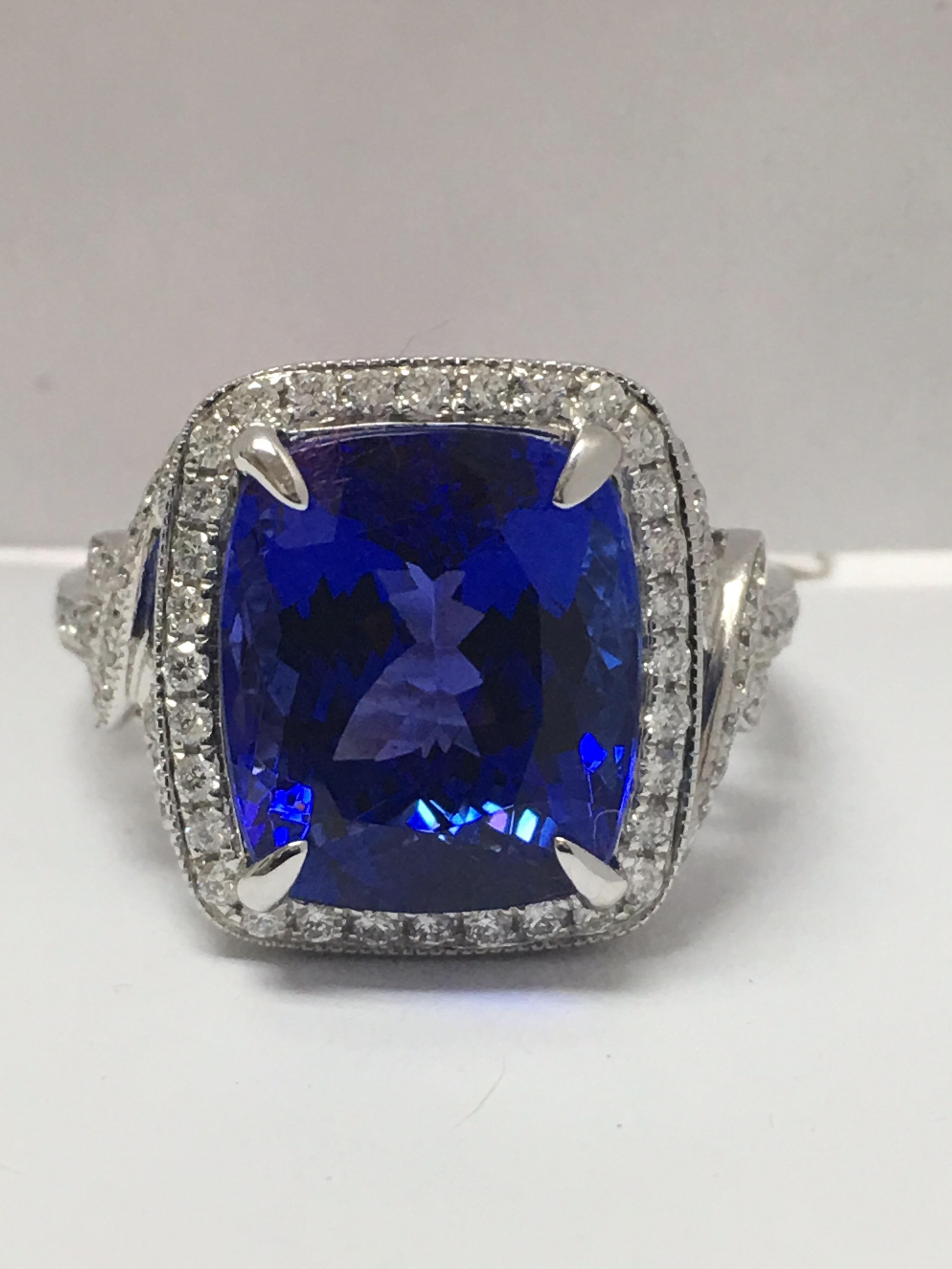 Natural Tanzanite and Diamond Ring 3