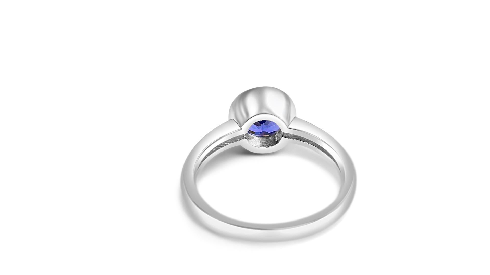 Art Deco Natural Tanzanite Bridal Women's Ring Round Shape 1.30 Cts of Engagement Ring For Sale