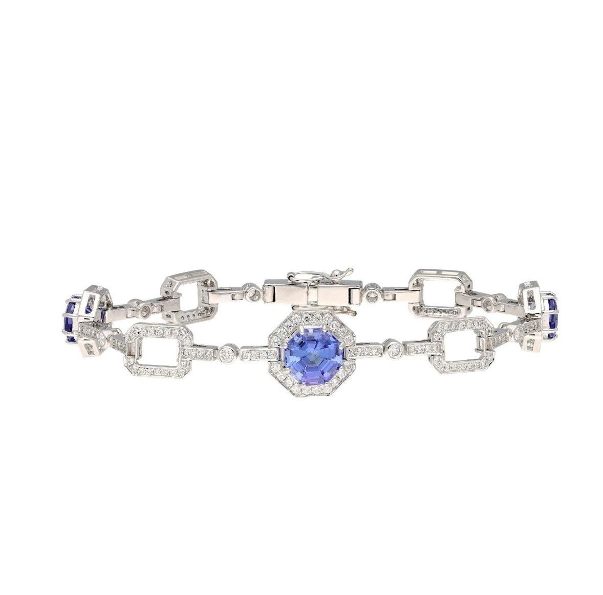 Bracciale con diamanti e tanzanite naturale in oro 18 carati In condizioni Nuovo in vendita a jaipur, IN