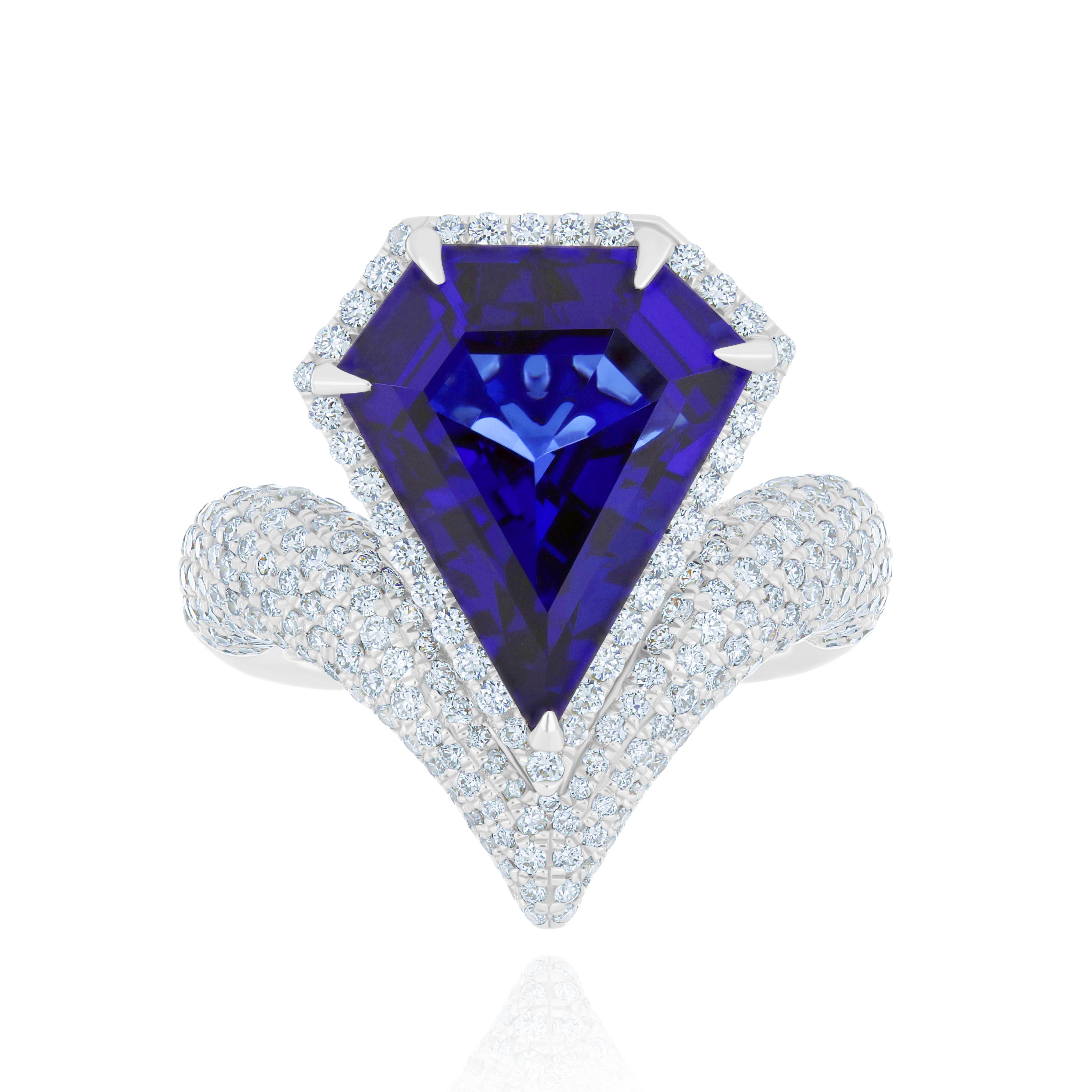 Natural Tanzanite, Diamond Necklace and Matching Ring, Earring in 18k White Gold For Sale 10