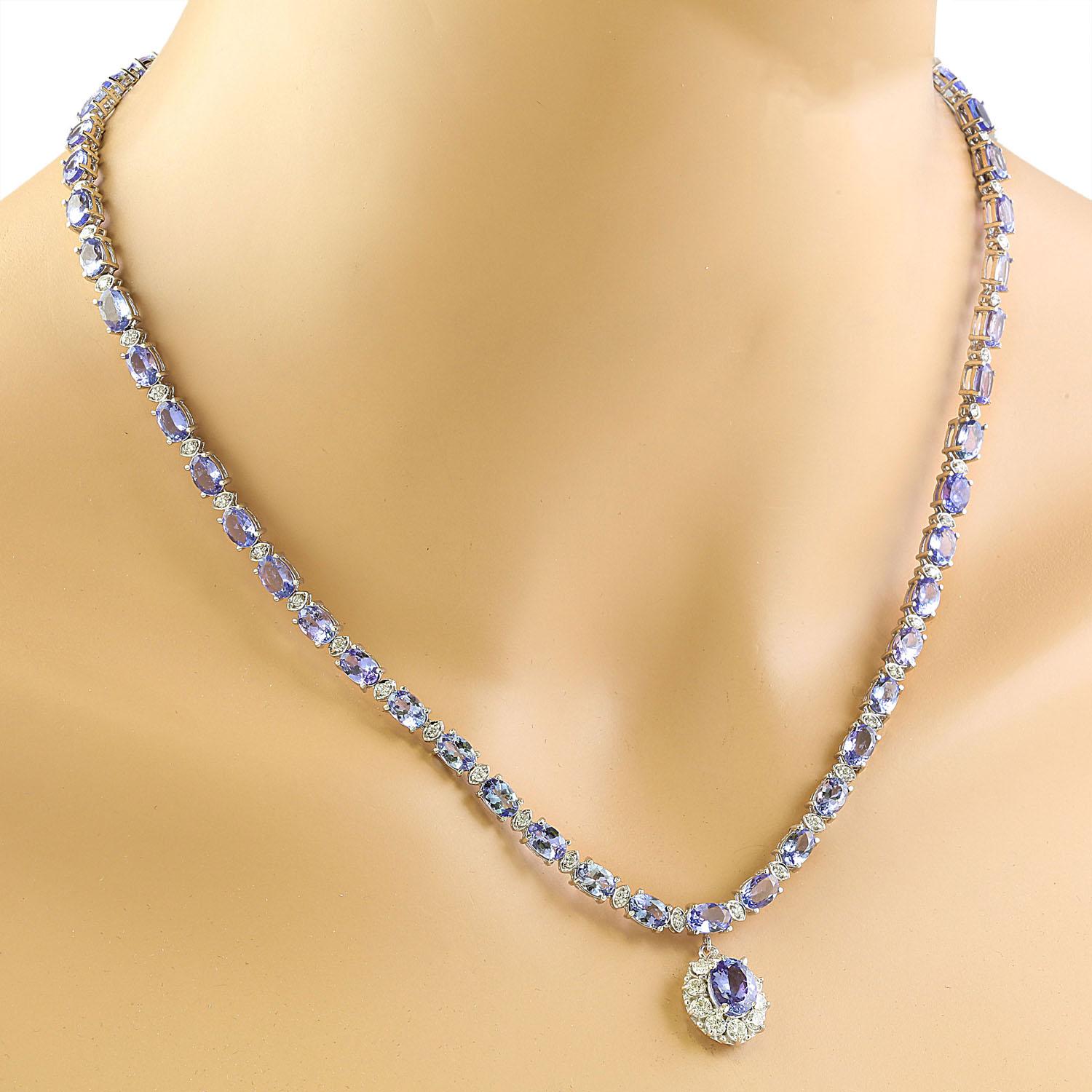 Natural Tanzanite Diamond Necklace In 14 Karat White Gold  In New Condition For Sale In Los Angeles, CA