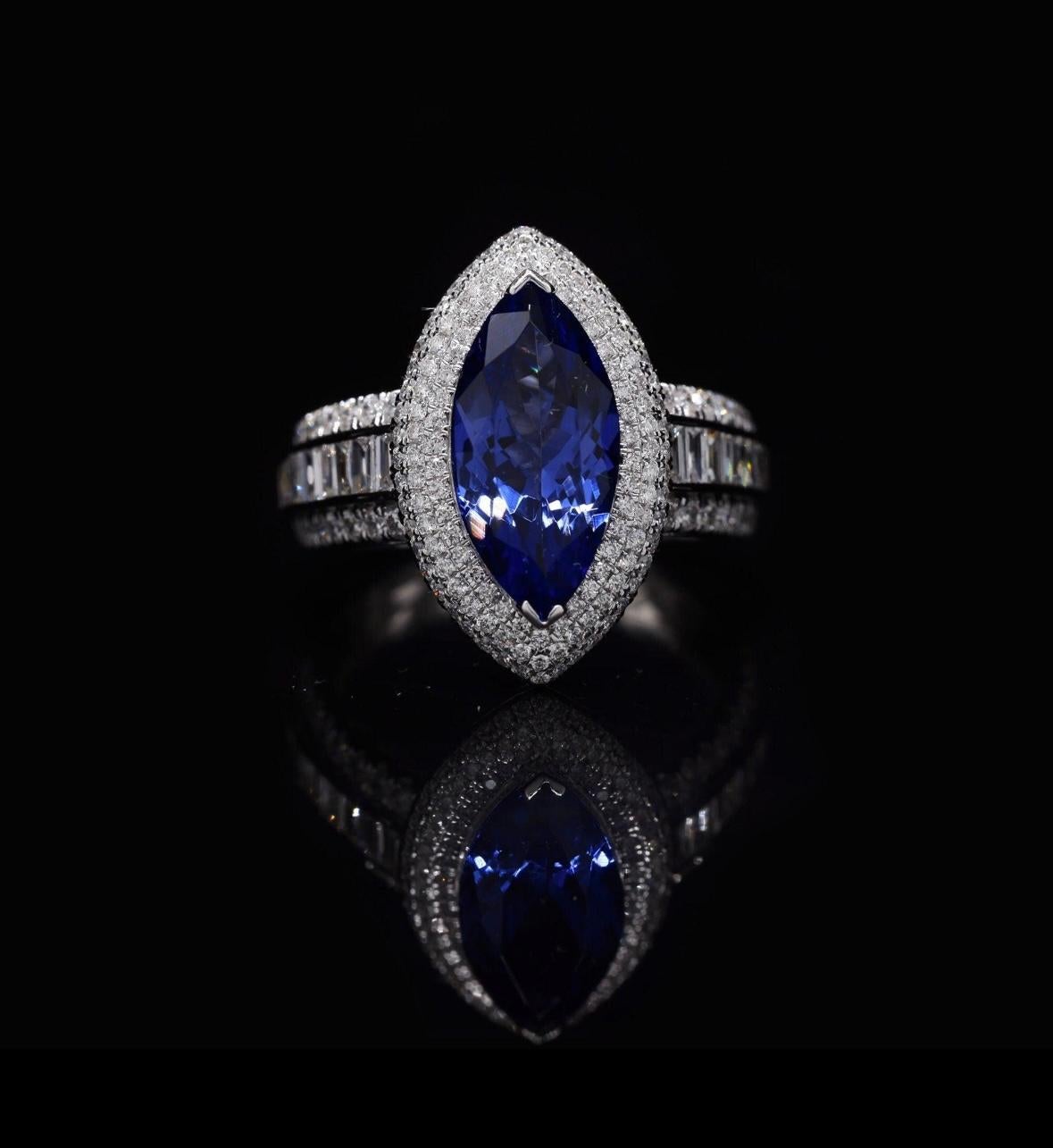 Stone : Natural Tanzanite & Diamond 

❋ Stone Size : 7x14 MM Approx. (± 0.20 MM)

❋ Stone Shape : Marquise Cut

❋ Stone Color : As Shown In Picture

❋ Stone Weight : 2.60 Cts. Approx.


❋ Diamond Weight : 1.03 Cts. Approx.

❋ Diamond Quality :
