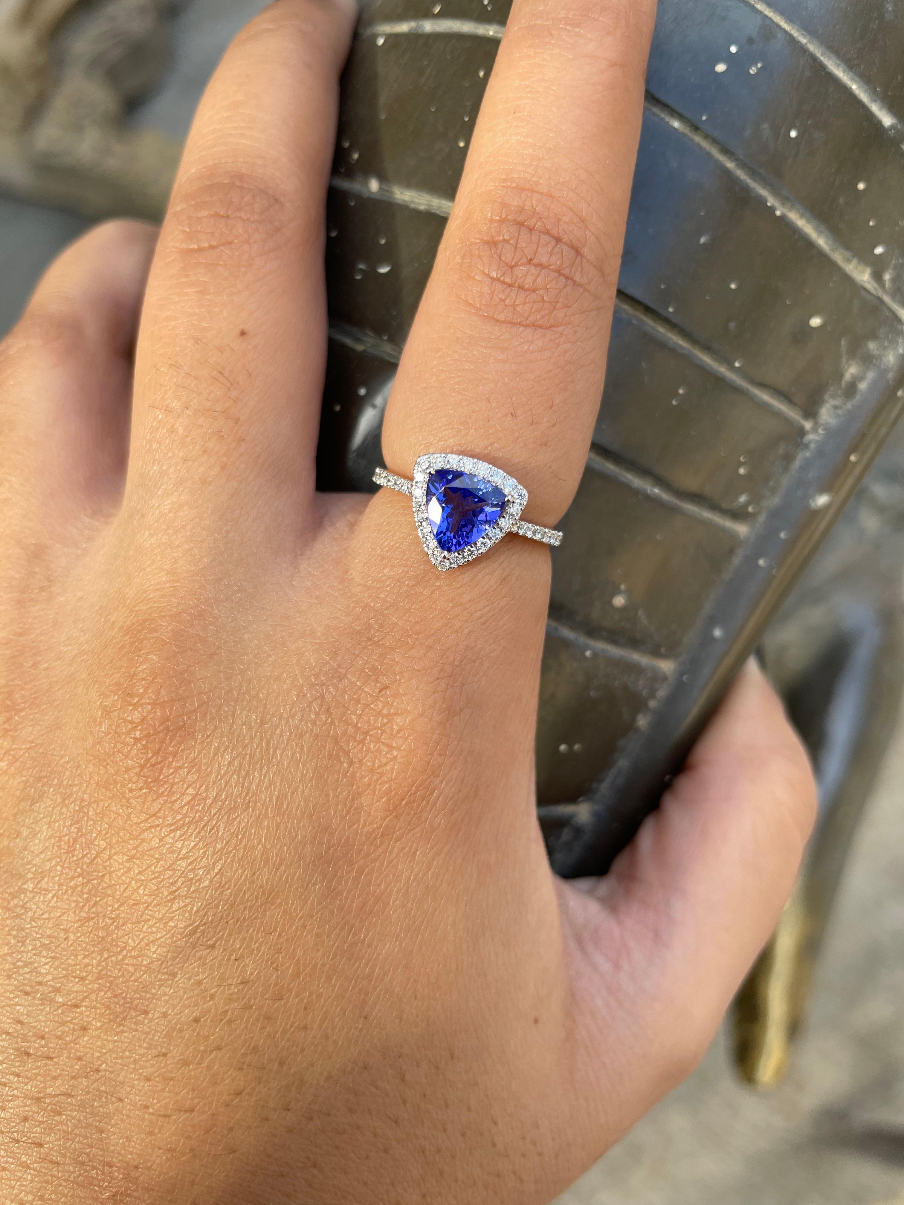 For Sale:  Natural Tanzanite Diamond Engagement Ring in 18k Solid White Gold 7