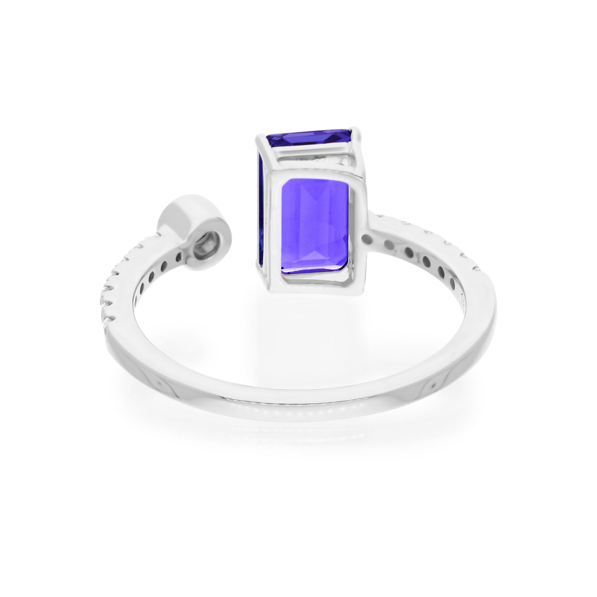 Moderno Anello da polso con tanzanite taglio smeraldo da 1,8 carati 0,23 carati SI/H Diamante in oro bianco 18 carati in vendita