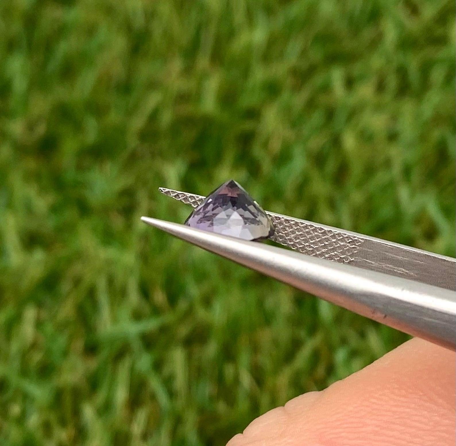 Natural Tanzanite loose gemstone 1.34 ct., Round Cut, Certificate, Tanzania For Sale 4