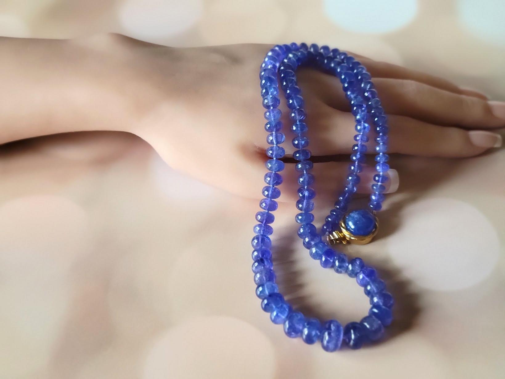 Natural Tanzanite Necklace For Sale 4