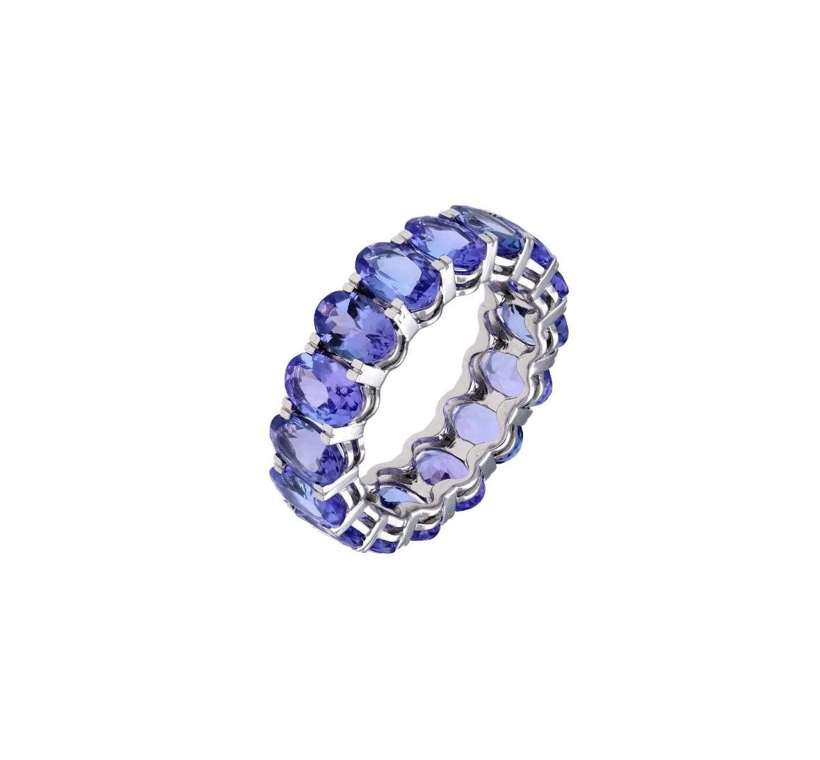 Natural tanzanite ring in 18k gold In New Condition In jaipur, IN