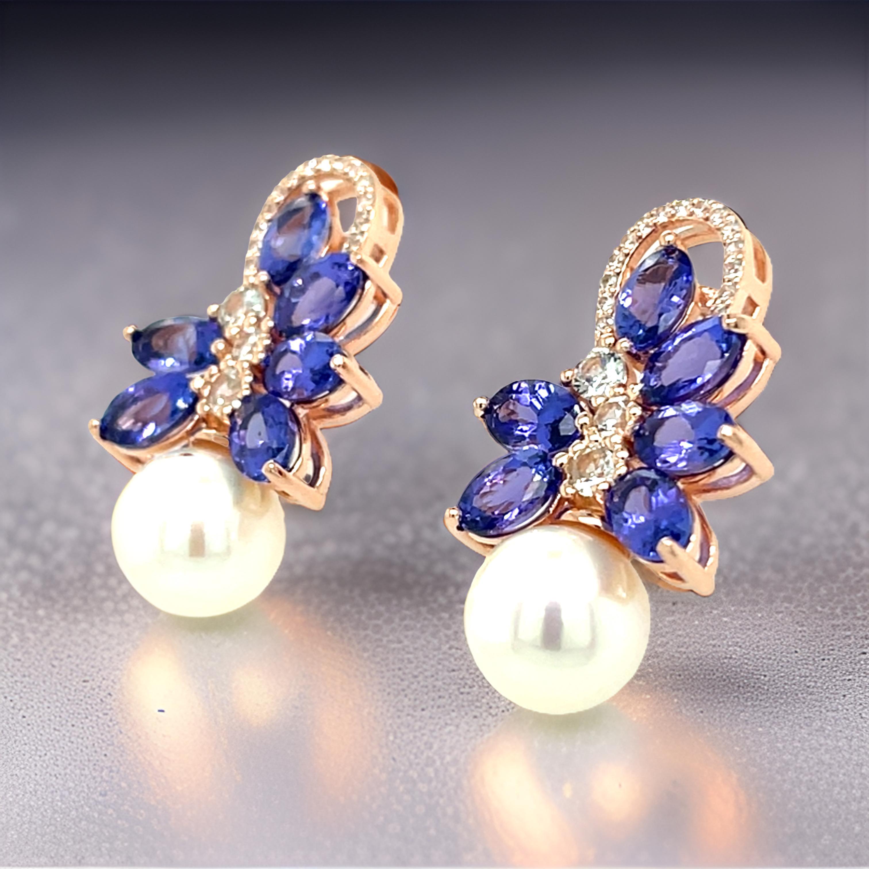 Earring Details:ಥ_ಥಥ_ಥಥ_ಥಥ_ಥಥ_ಥಥ_ಥ

Material: - 925 Sterling Silver
Gemstone:-  Natural Tanzanite
Stone Shape: Oval Faceted
Stone color: Blue
Stone Size : 6x4 mm
Second Size : 9mm
Stone Weight: 20.75 ct. (approx.)
Earring weight : 5.02 Gm
Place of