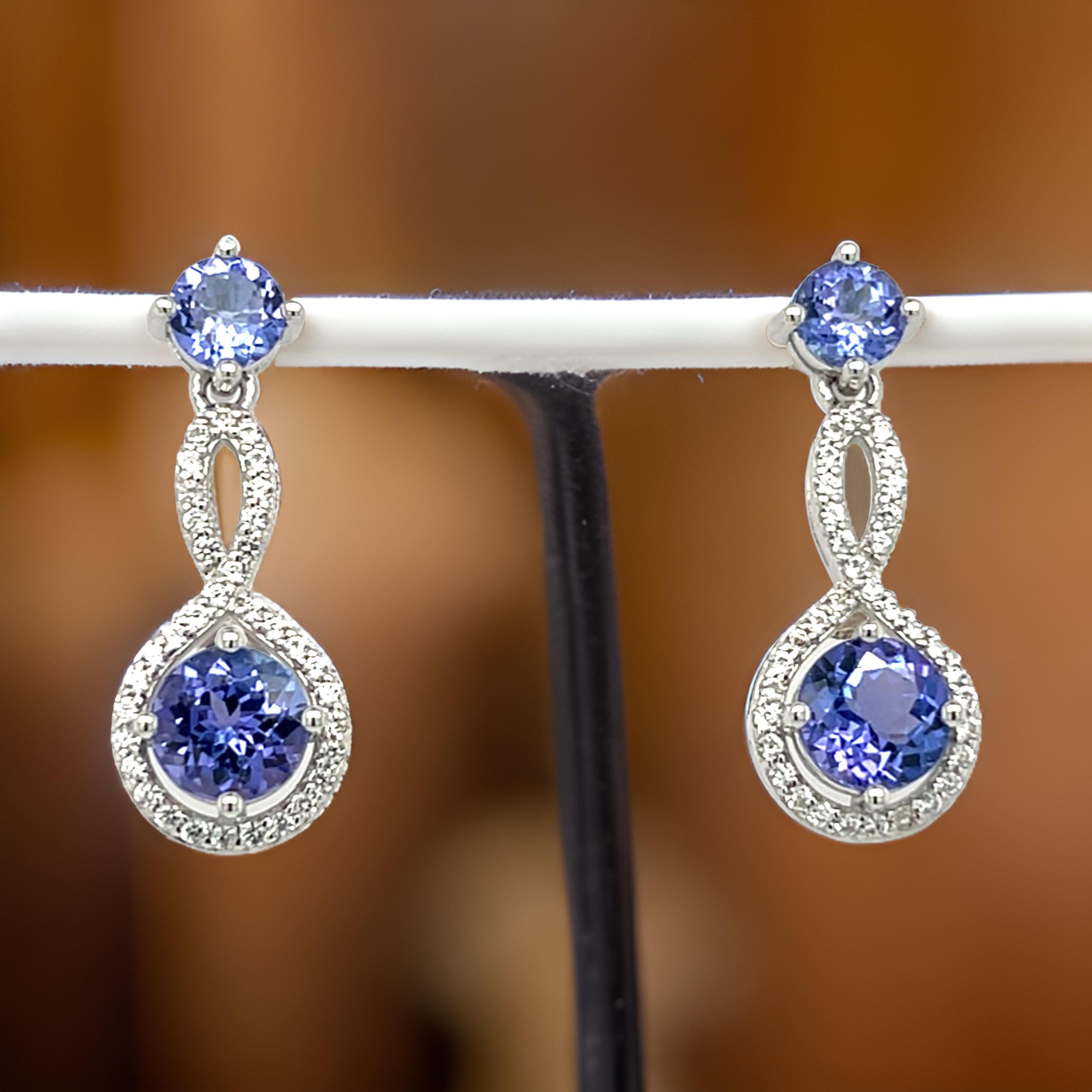 Art Déco Orecchini con perno in tanzanite naturale in argento 925 Regalo da damigella per lei in vendita