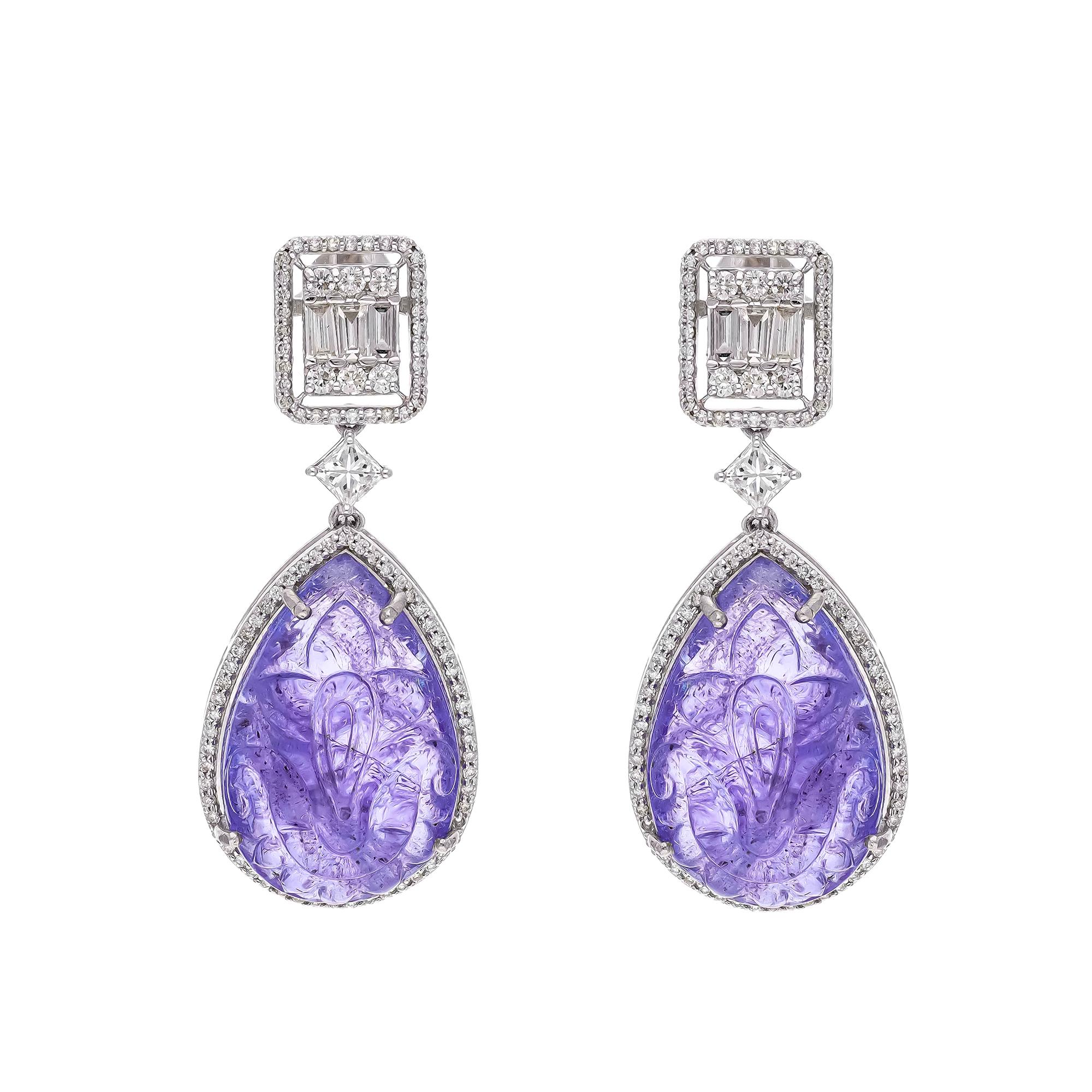 Mixed Cut Natural Tanzenite Earring with 1.86 Cts Diamond & Tanzenite 35.40 Cts in 18k For Sale