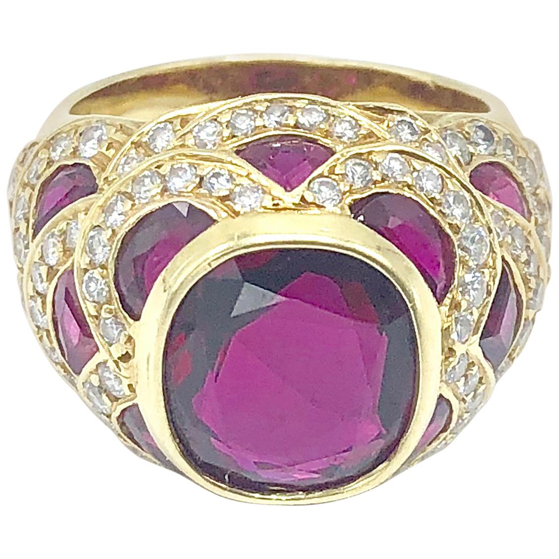 18 Karat Yellow Gold Natural Thai Ruby and Diamond Cocktail Ring For Sale