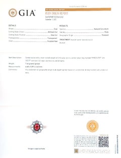 Natürliche Thai Rubin Stein 0,93 Karat in Platin Ring mit Diamanten / GIA Bericht