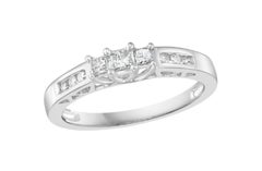 Designer 14K White Gold Diamond Halo Ring, 0.30 Carat Gemstone