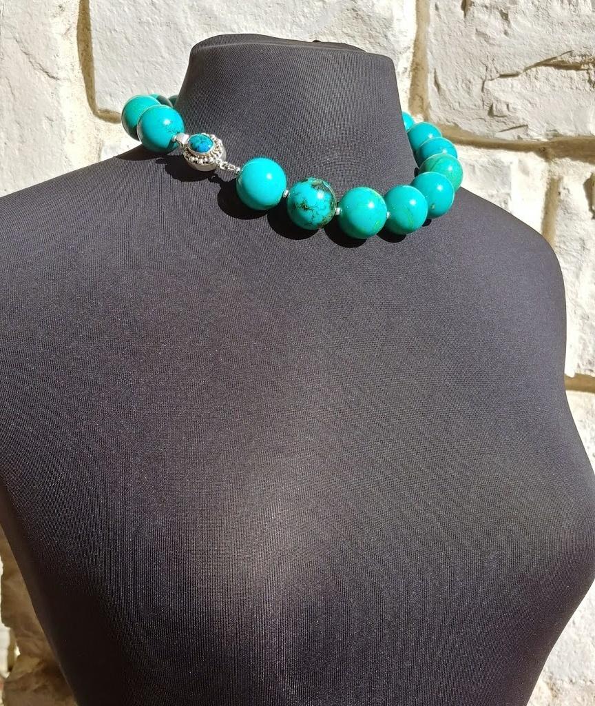 Natural Tibetan Turquoise Necklace For Sale 2