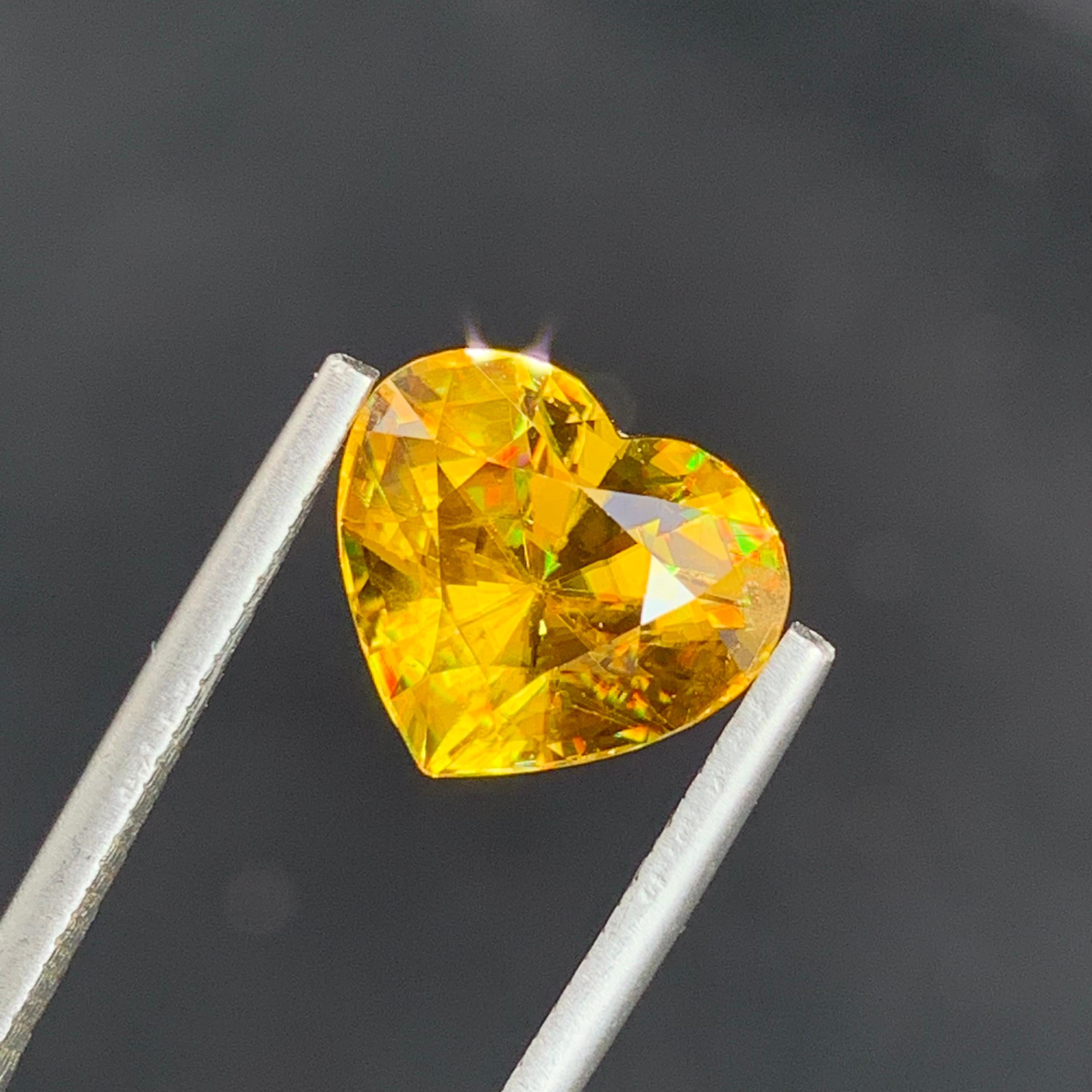 Women's or Men's Natural Top AAA Quality Magnificent Yellow Fire Sphene 5.30 Carat Heart Shape  For Sale